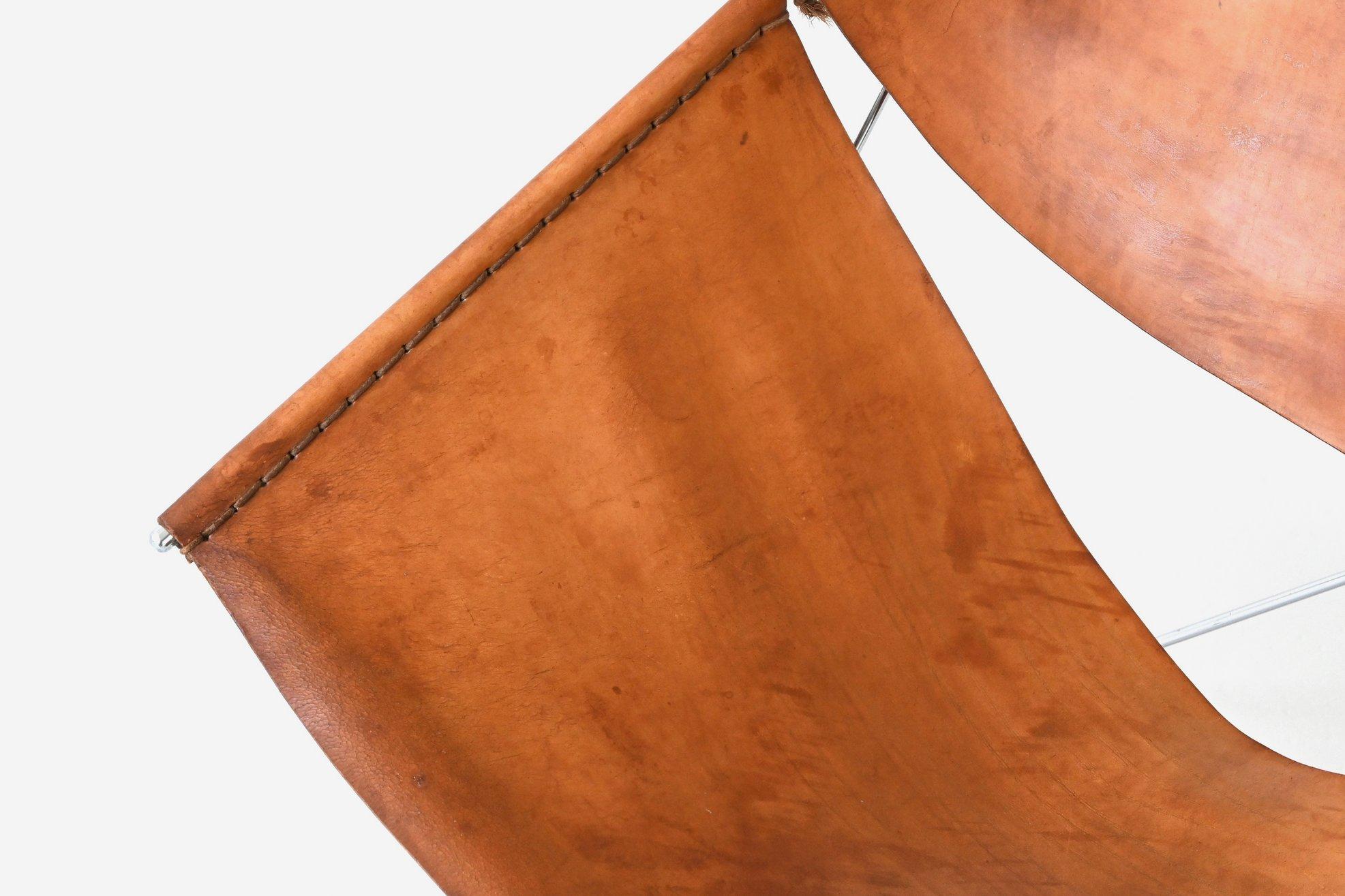 Mid-20th Century Pierre Paulin Butterfly model F675 lounge chair Artifort The Netherlands 1963