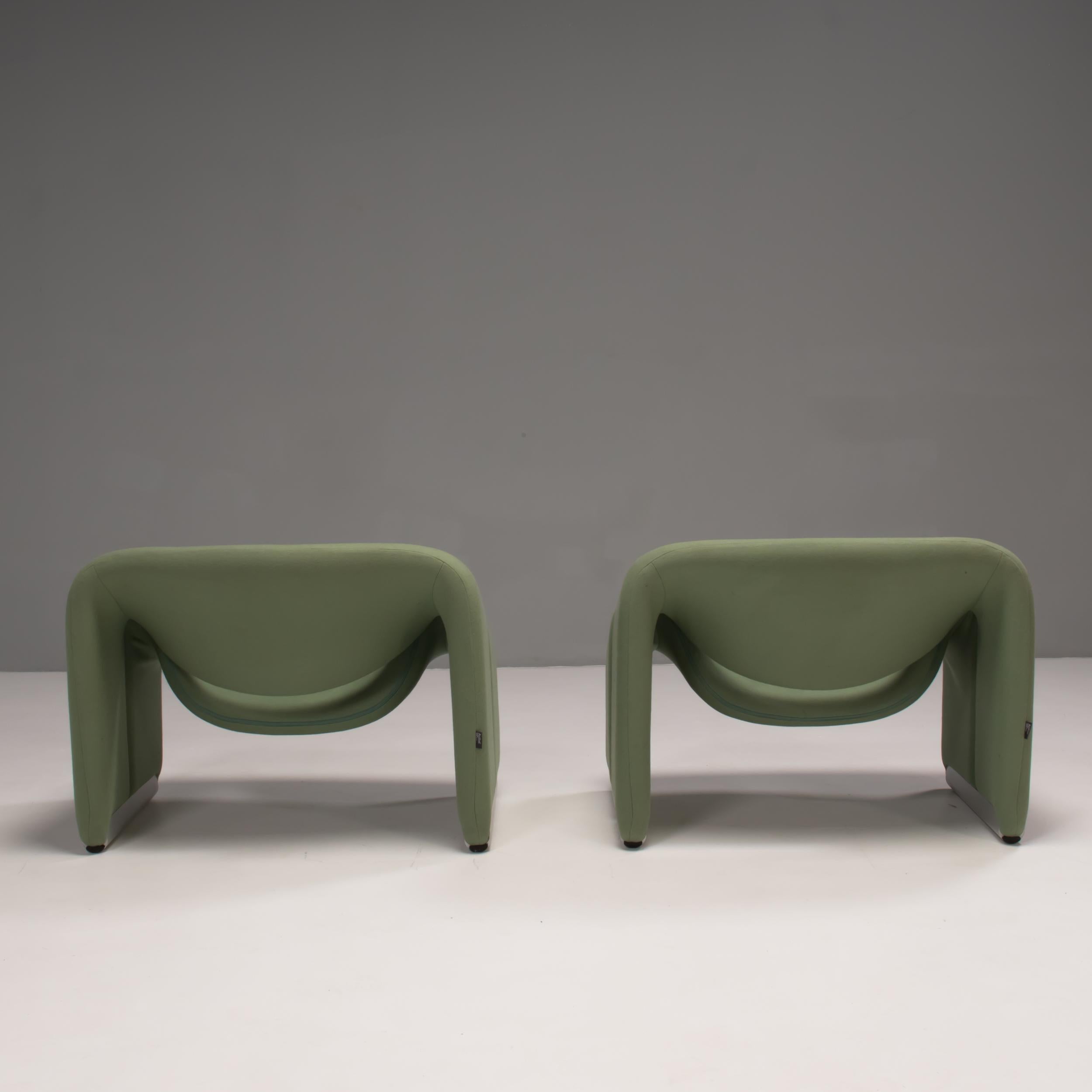 Dutch Pierre Paulin by Artifort Pale Green Fabric F598 Groovy Chair, Set of Two