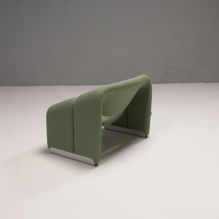 Pierre Paulin by Artifort Pale Green Fabric F598 Groovy Chairs In Good Condition In London, GB