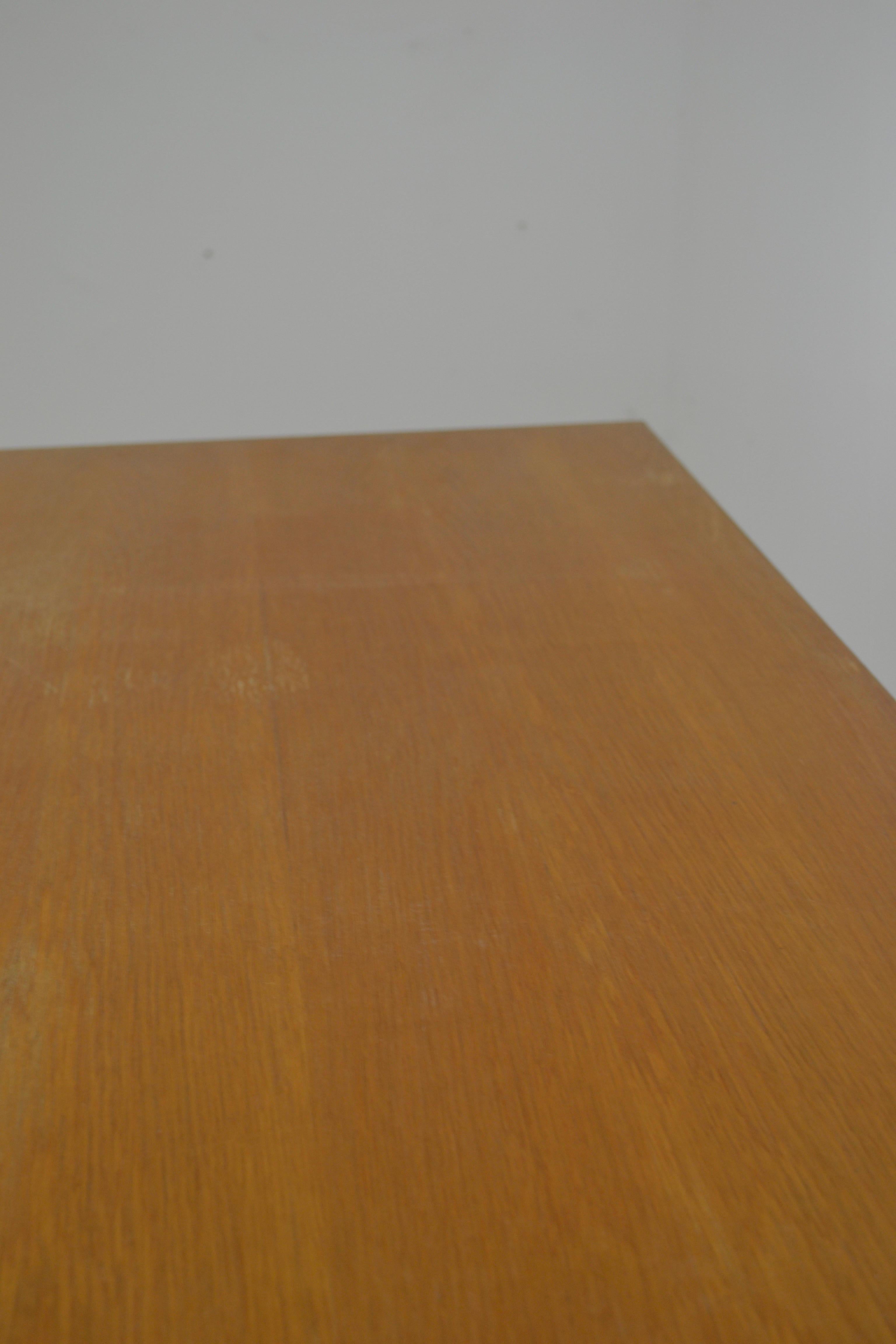 Pierre Paulin CM178 Schreibtisch für Thonet - 1950er Jahre, Frankreich (Moderne der Mitte des Jahrhunderts) im Angebot