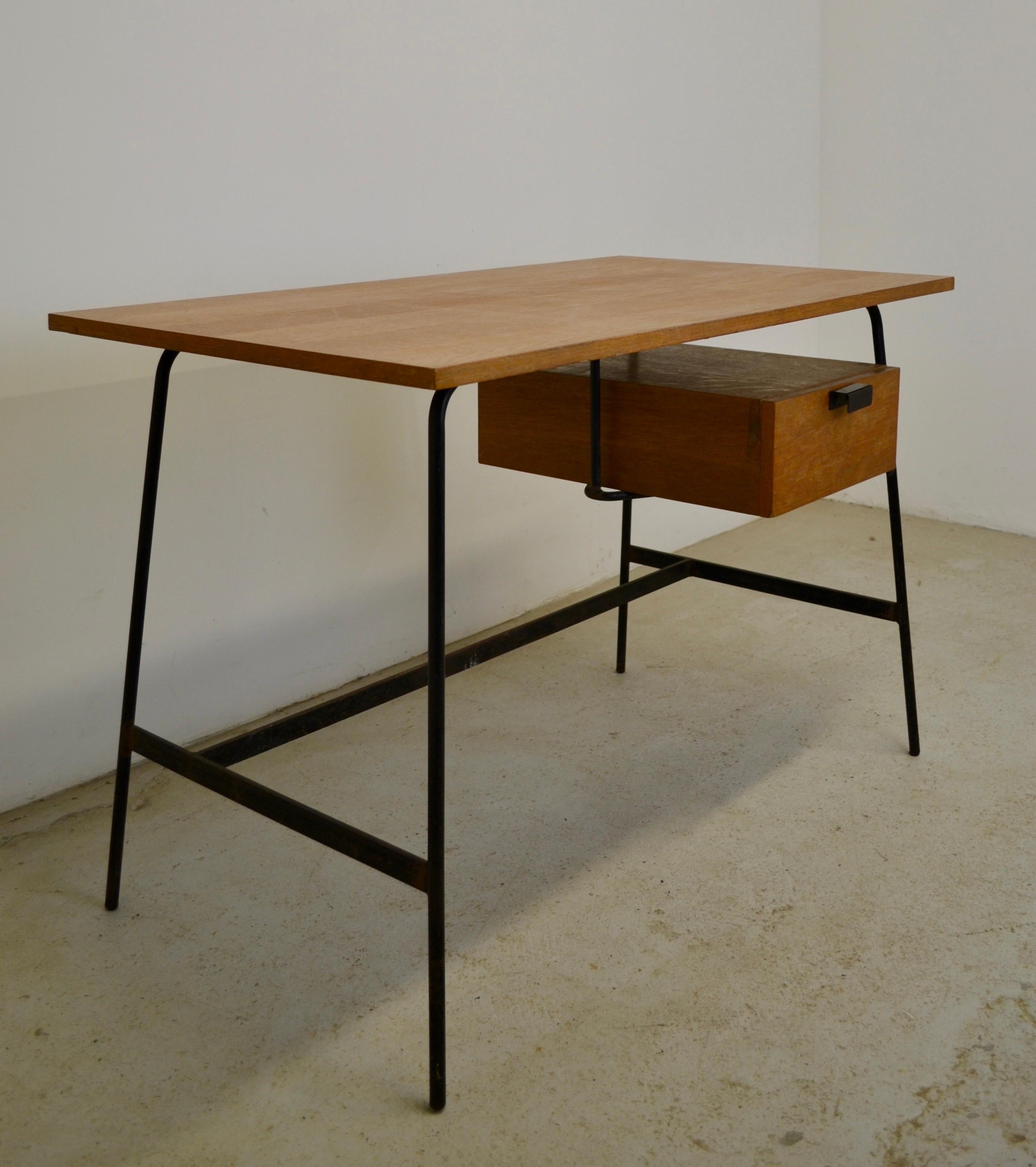Pierre Paulin CM178 Schreibtisch für Thonet - 1950er Jahre, Frankreich (Französisch) im Angebot