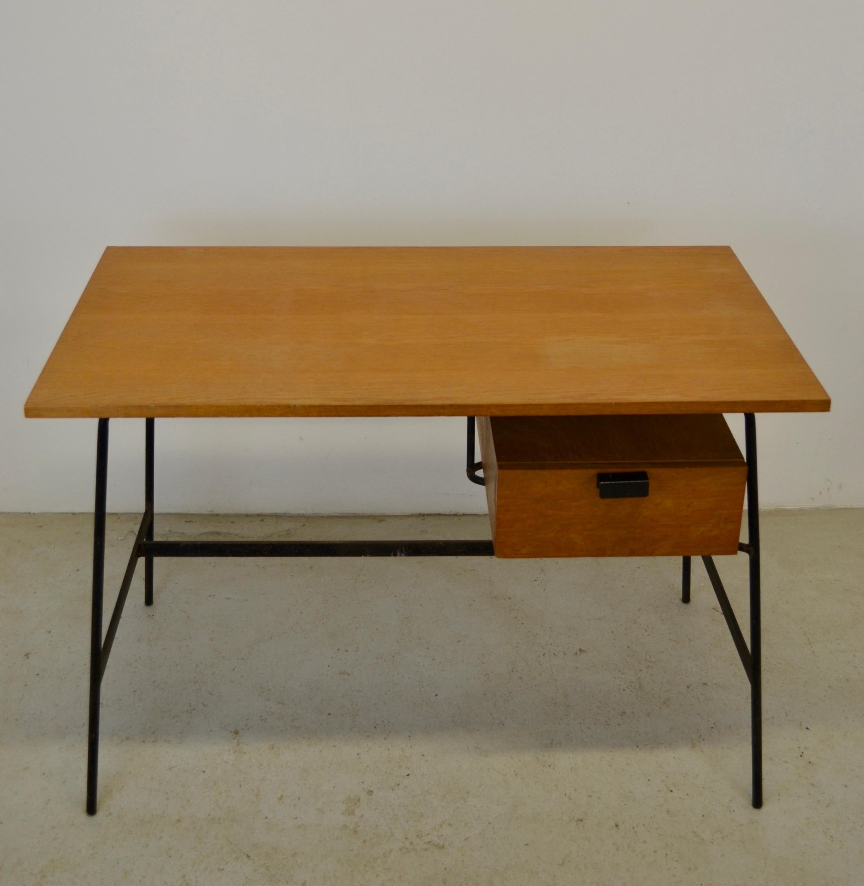 Pierre Paulin CM178 Schreibtisch für Thonet - 1950er Jahre, Frankreich (Stahl) im Angebot