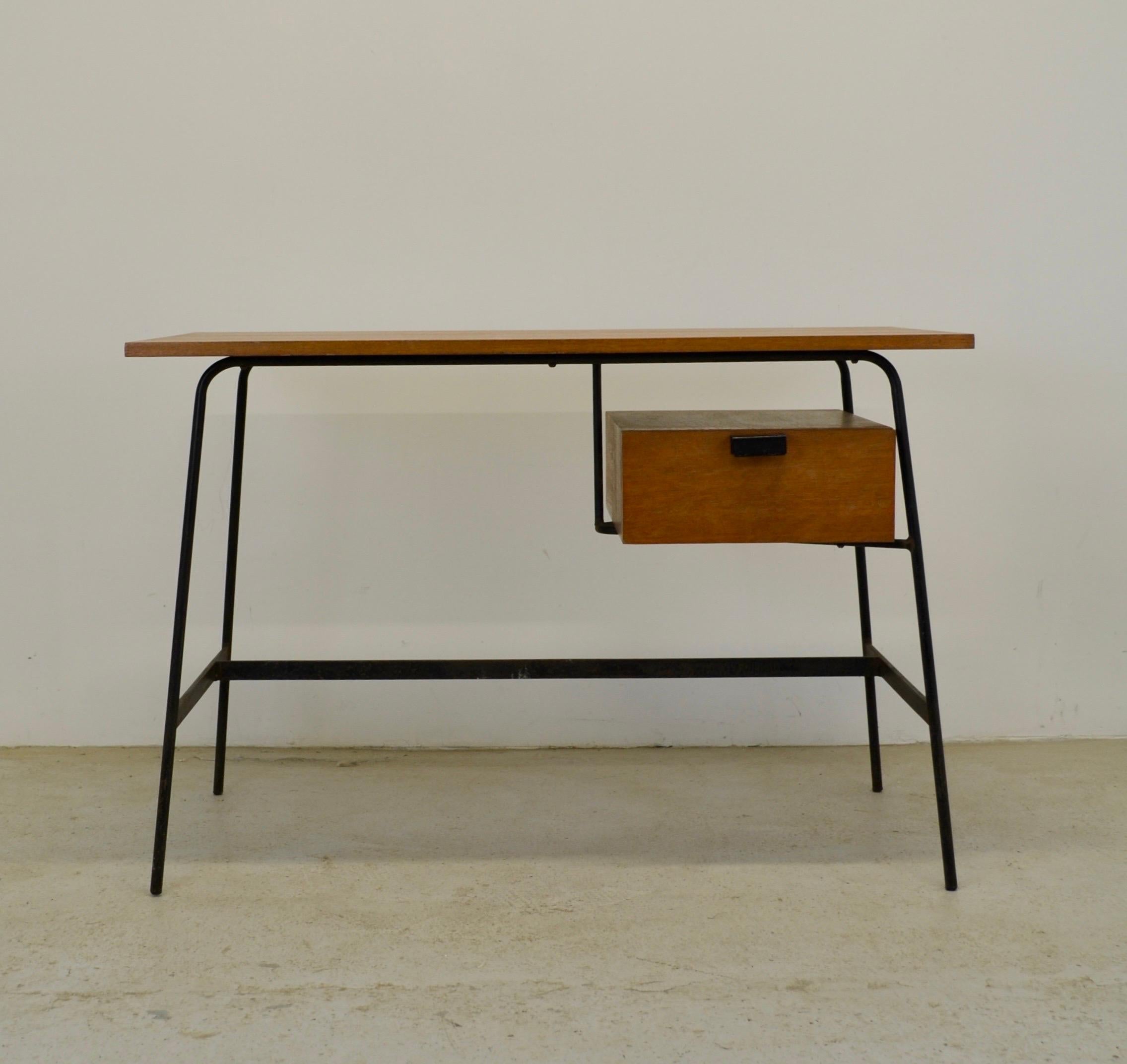 Pierre Paulin CM178 Schreibtisch für Thonet - 1950er Jahre, Frankreich im Angebot 1