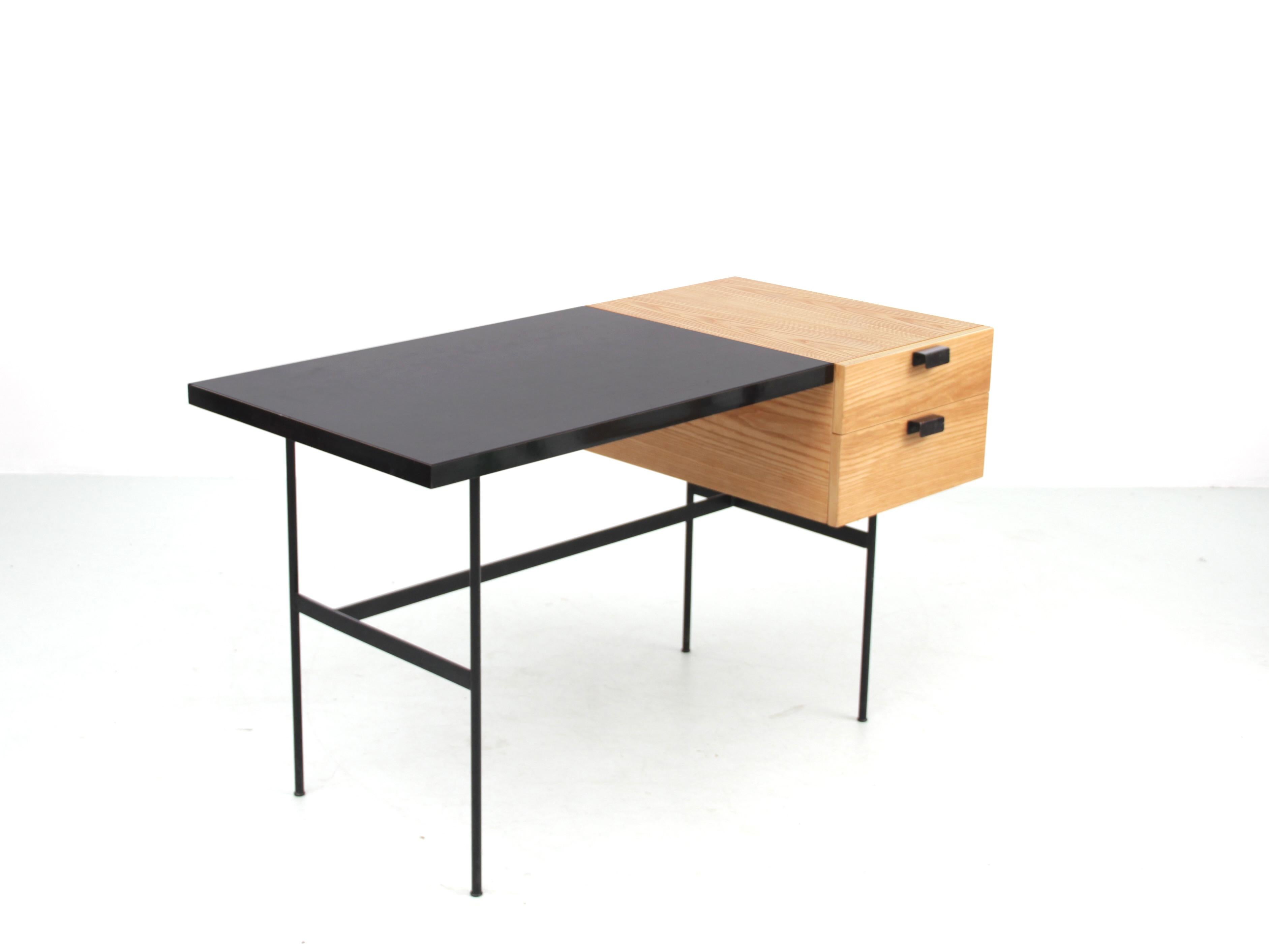 Pierre Paulin desk model CM141, Thonet edition from the 60's.