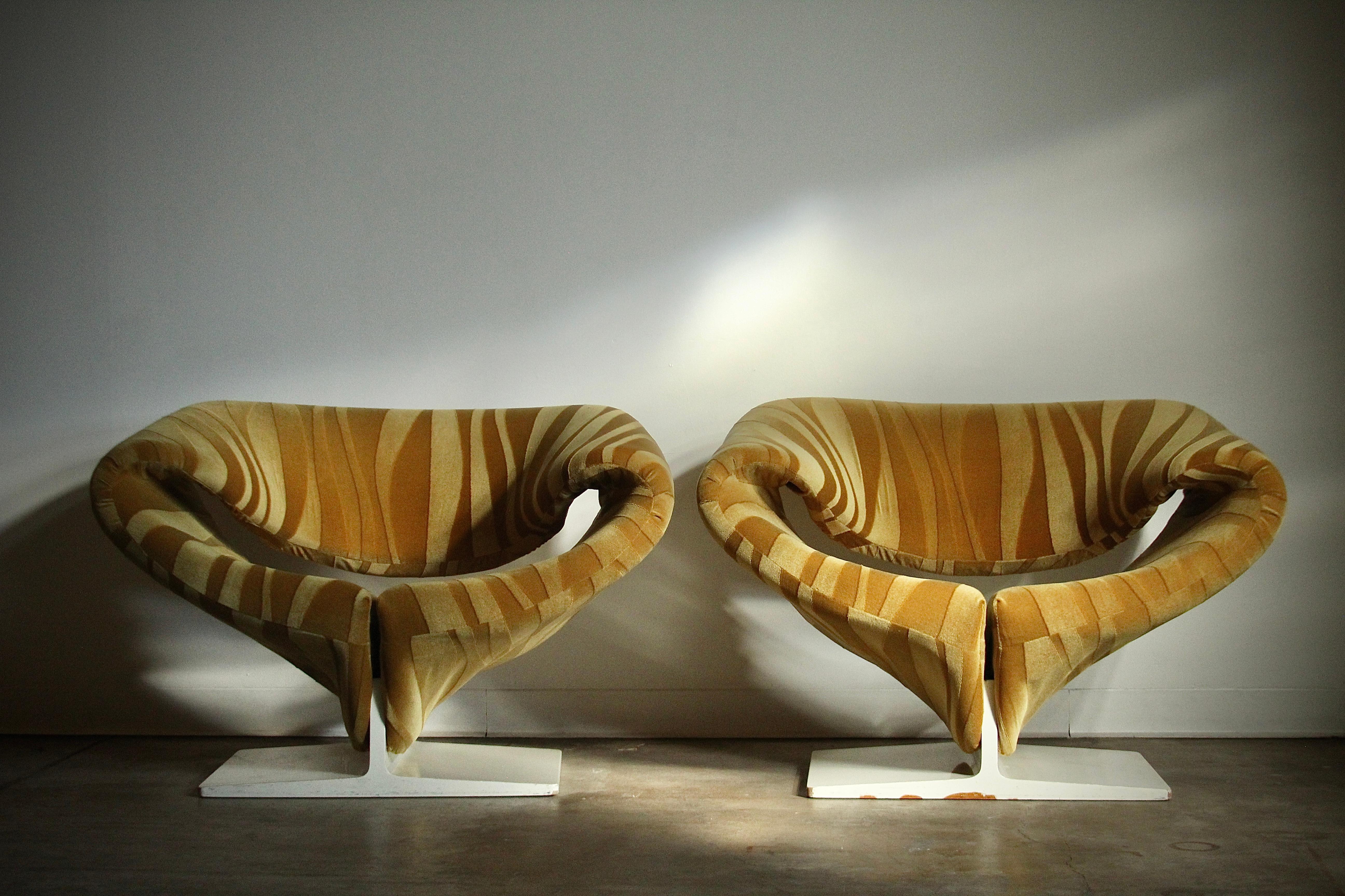 Pierre Paulin Early Production Mohair 