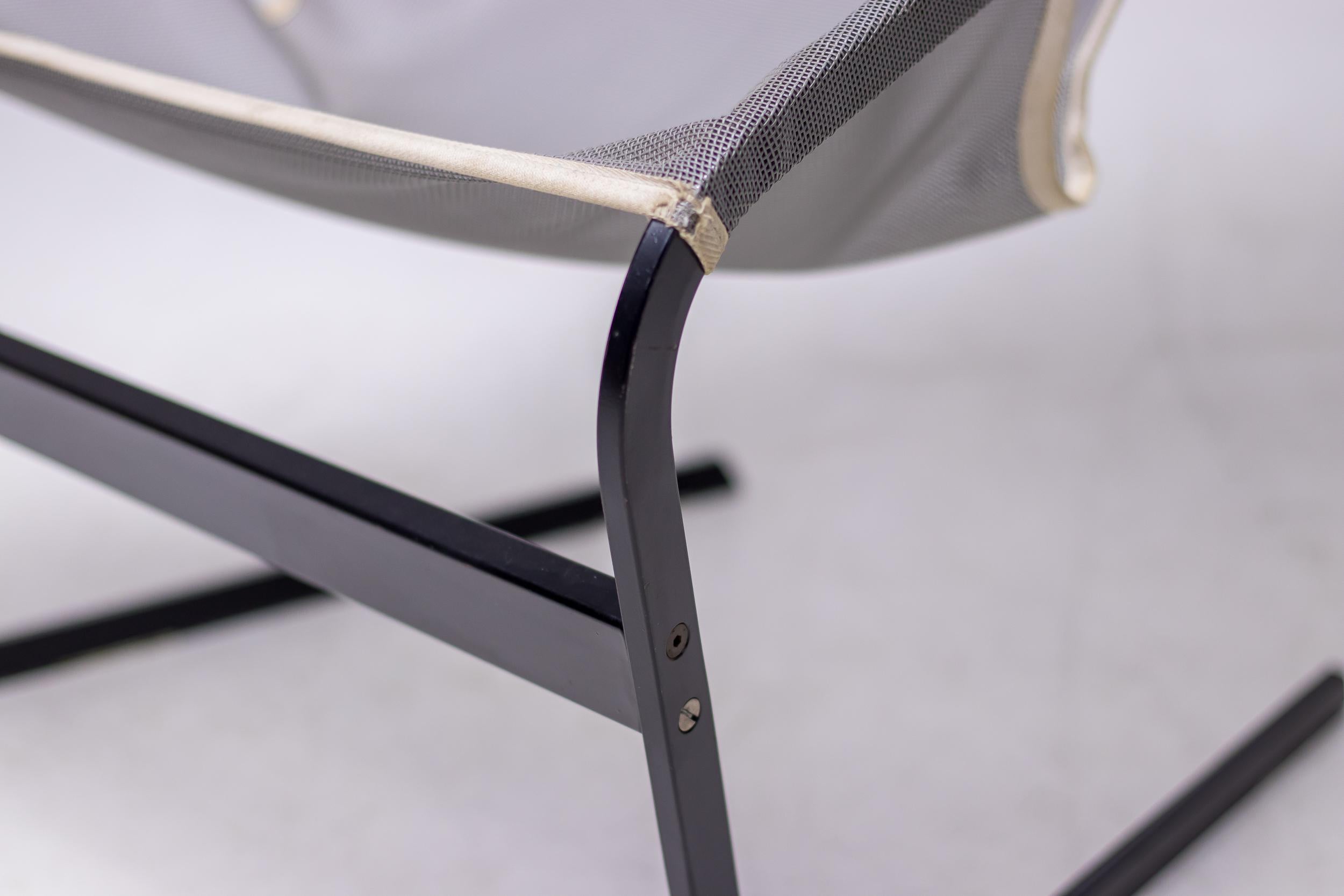 Pierre Paulin F-444 Lounge Chair von Artifort, 1960er Jahre - Netzsitz (Emailliert) im Angebot