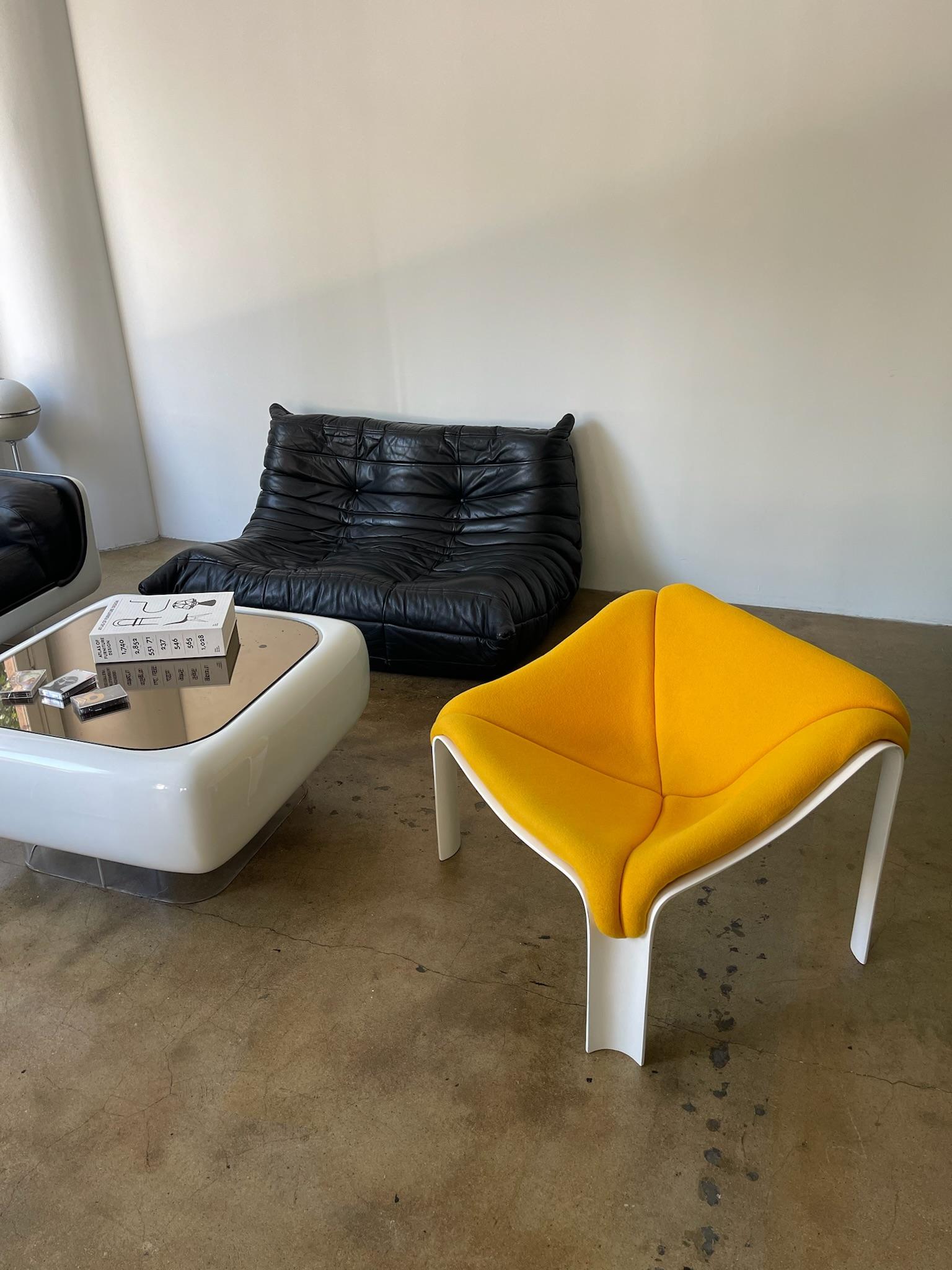 Dutch Pierre Paulin F300 Lounge Chair for Artifort, 1960's For Sale