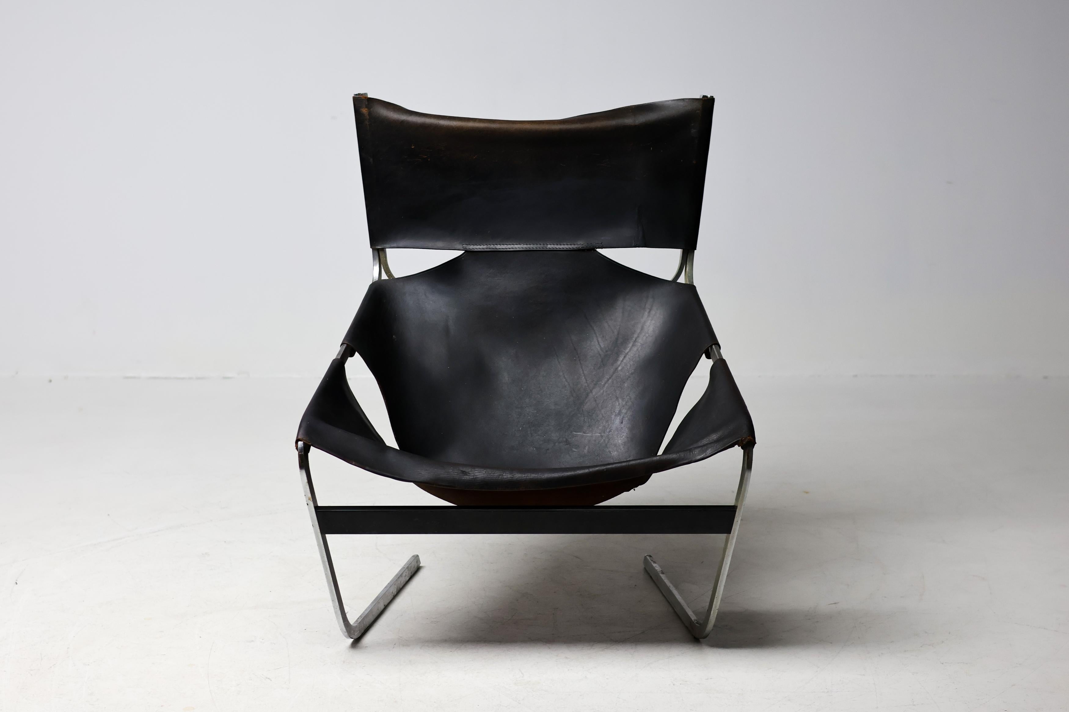 Pierre Paulin F444 Loungesessel aus schwarzem Leder - Original, Vintage By (Moderne der Mitte des Jahrhunderts) im Angebot