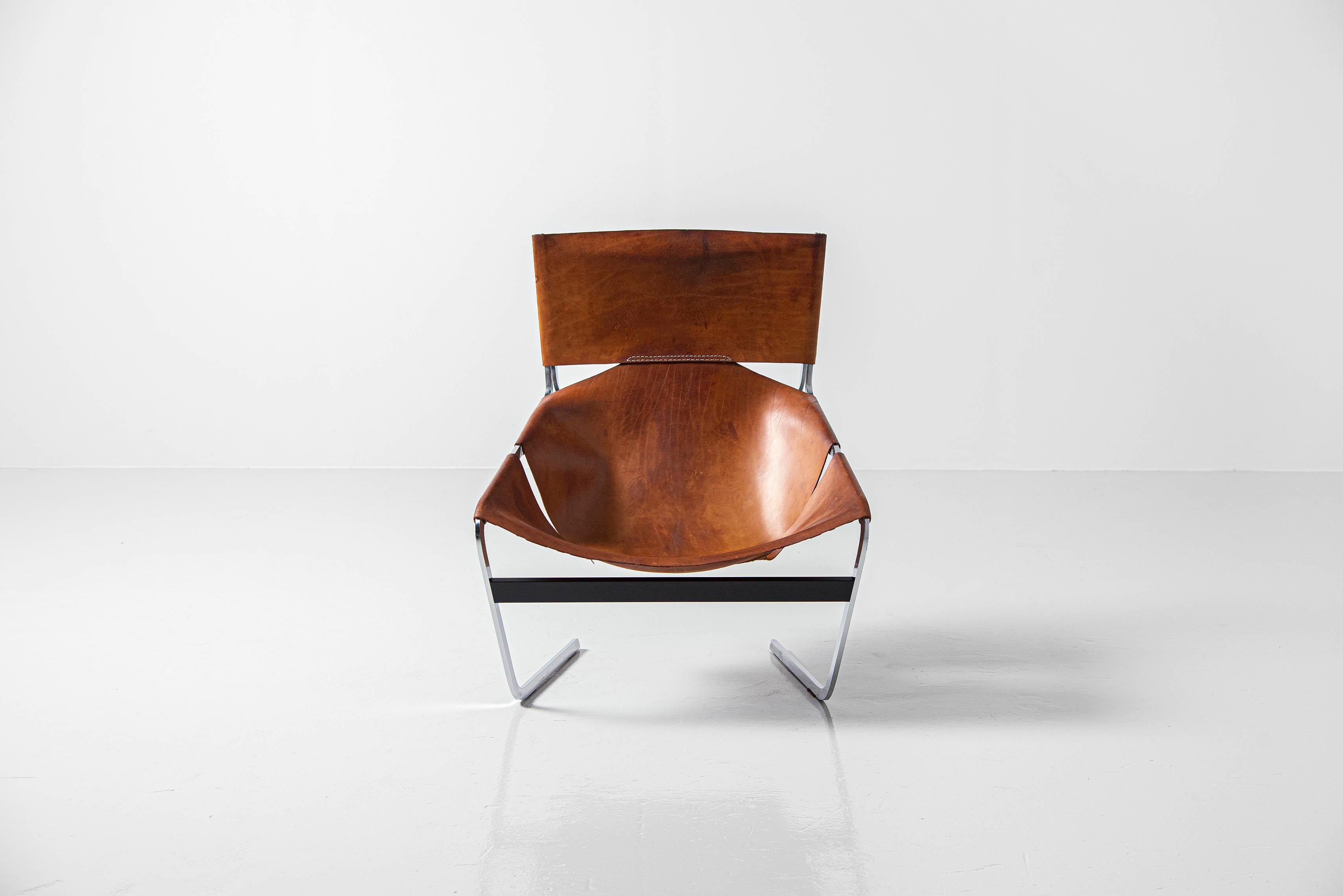 Stunning original F444 lounge chair designed by Pierre Paulin and manufactured by Artifort, Holland 1963. This is a museum piece especially in this quality. It is very hard to find an original and well kept F444 in this magnificent shape and