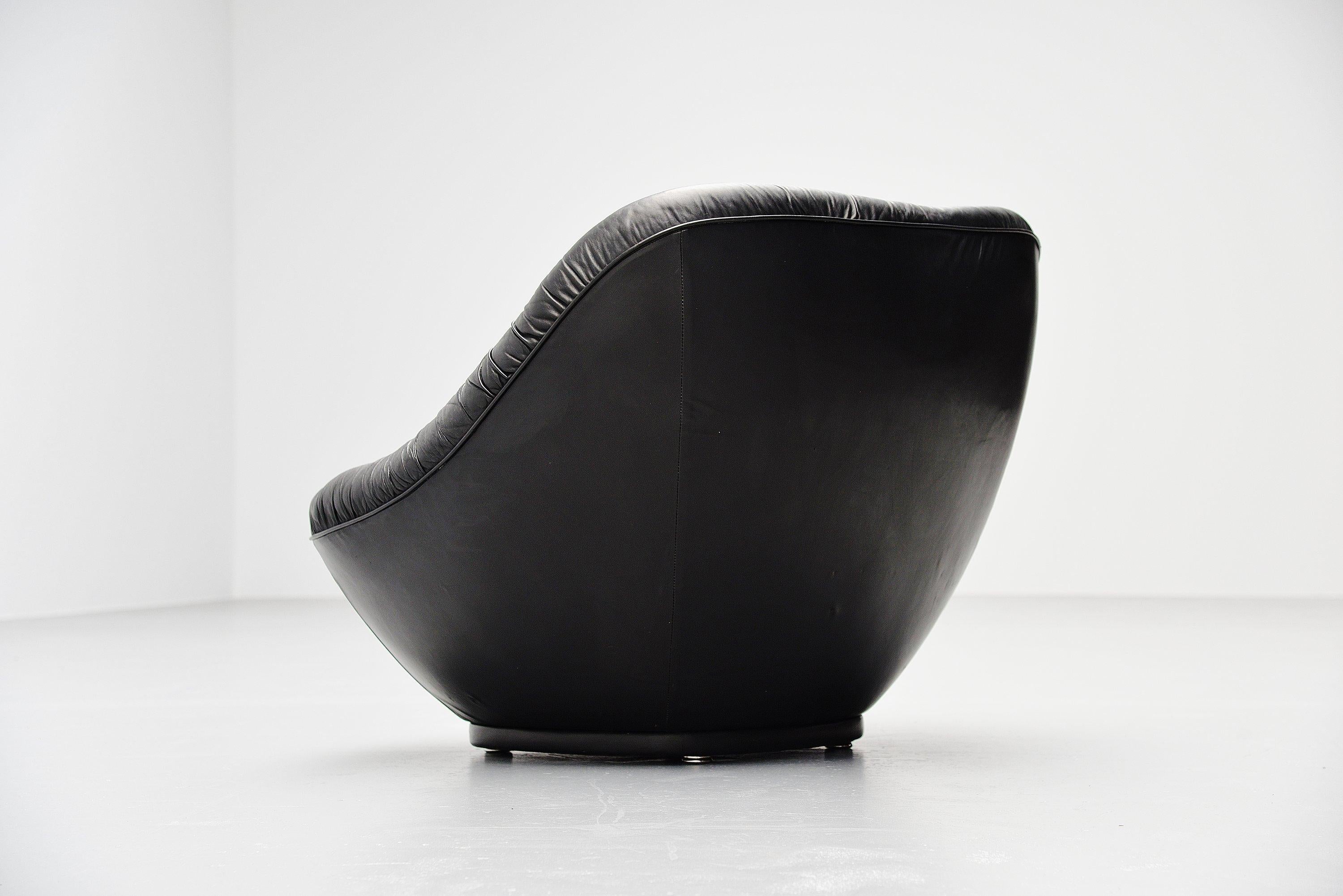 Leather Pierre Paulin F500 Lounge Chair Artifort, Holland, 1975