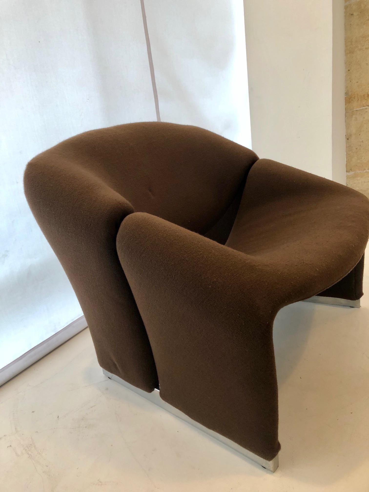 Rare Pierre Paulin F580 lounge chair for Artifort, 1st edition, circa 1960.
7 available
Price includes reupholstery with a tonus 4 fabric from Kvadrat or equivalent.
   