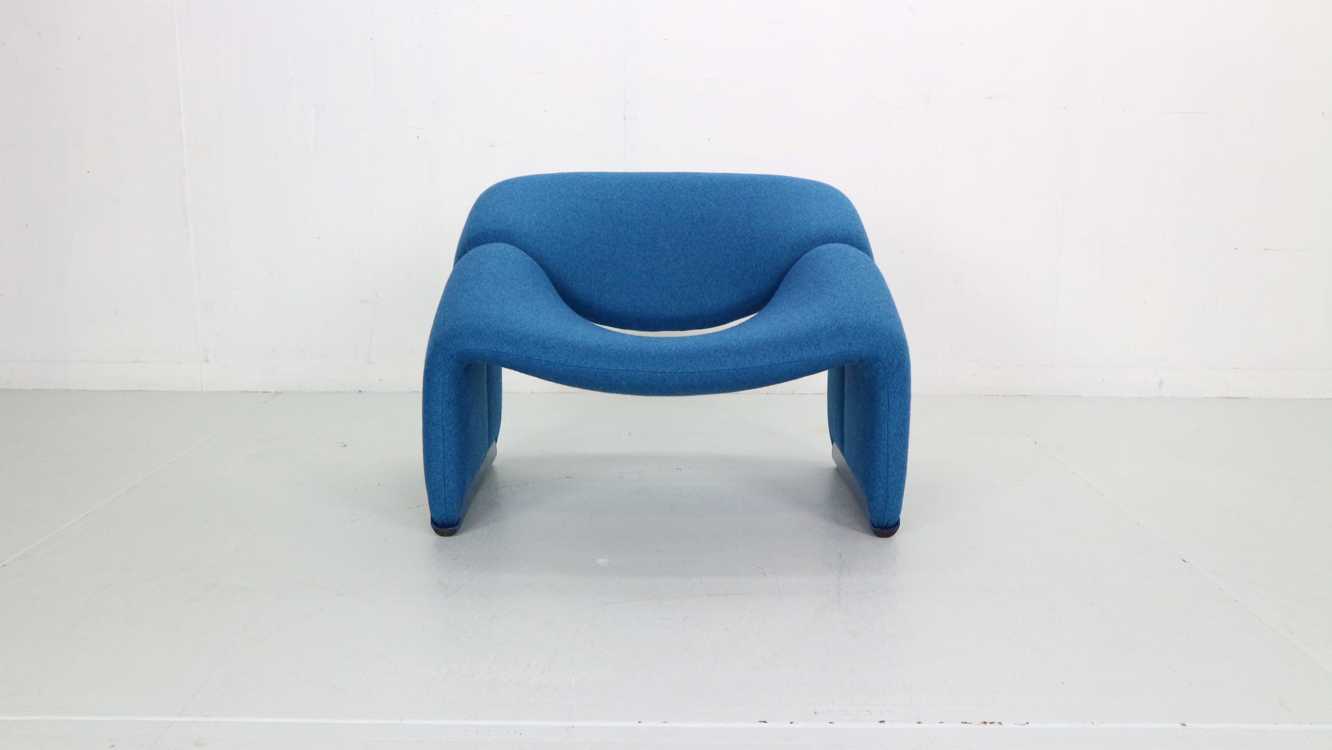 Groovy lounge chair designed by Pierre Paulin in 1972 and manufactured for Artifort, Holland.
Model No: F598, or also known as 