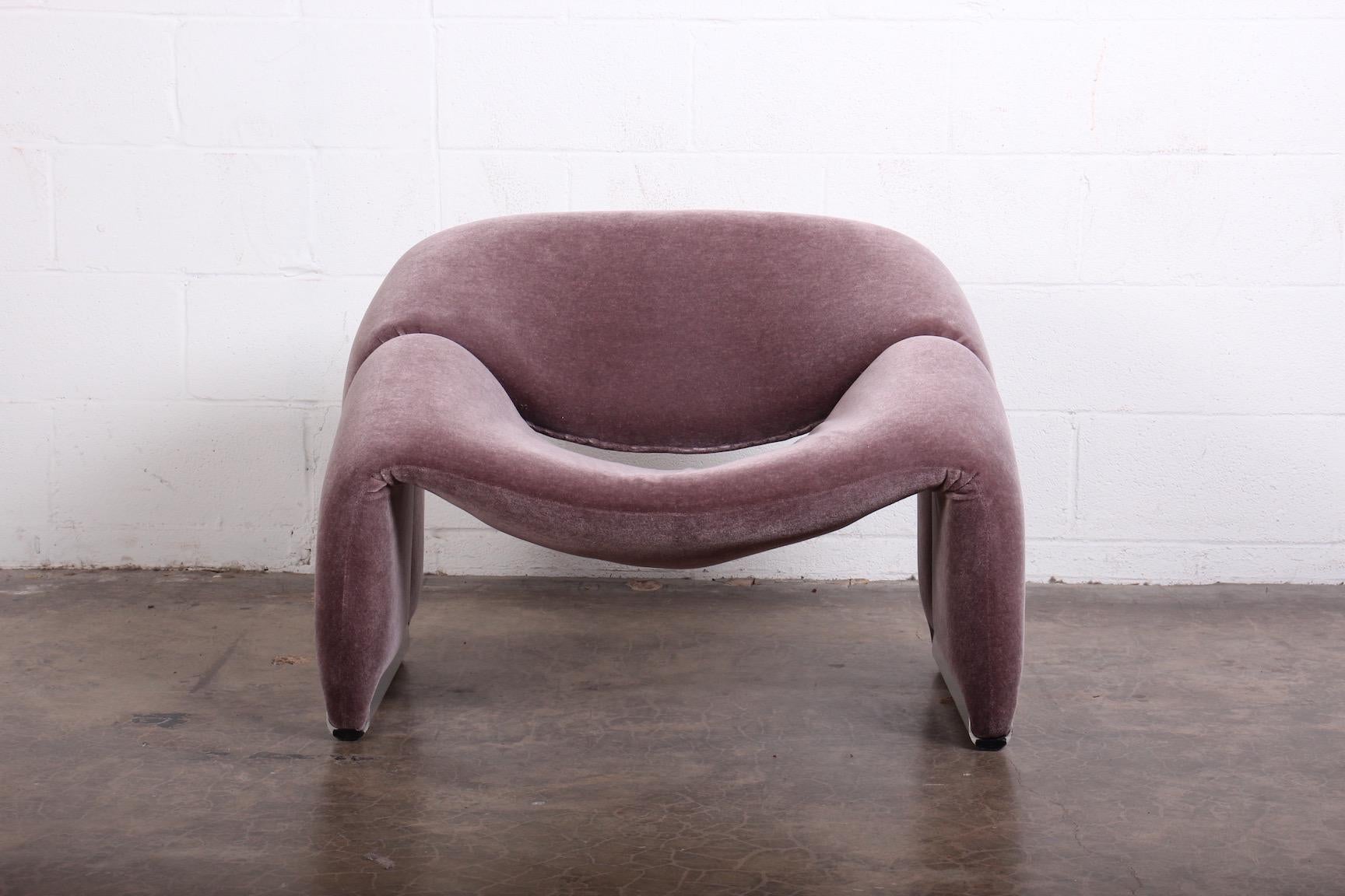 Pierre Paulin F598 groovy lounge chair for Artifort, Netherlands, 1972. Reupholstered in mohair.