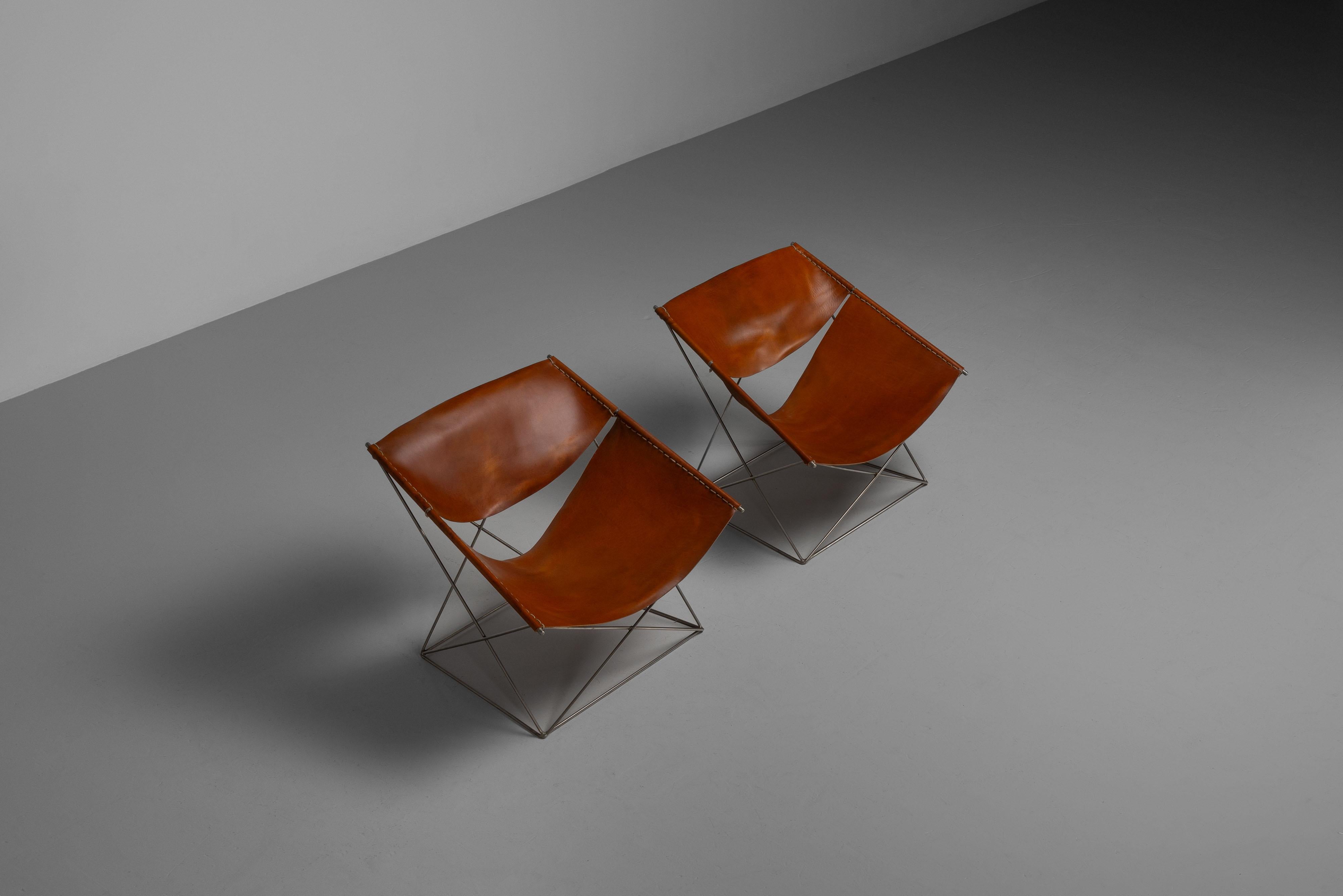 Pierre Paulin F675 Butterfly chairs Artifort Netherlands 1963 In Good Condition For Sale In Roosendaal, Noord Brabant