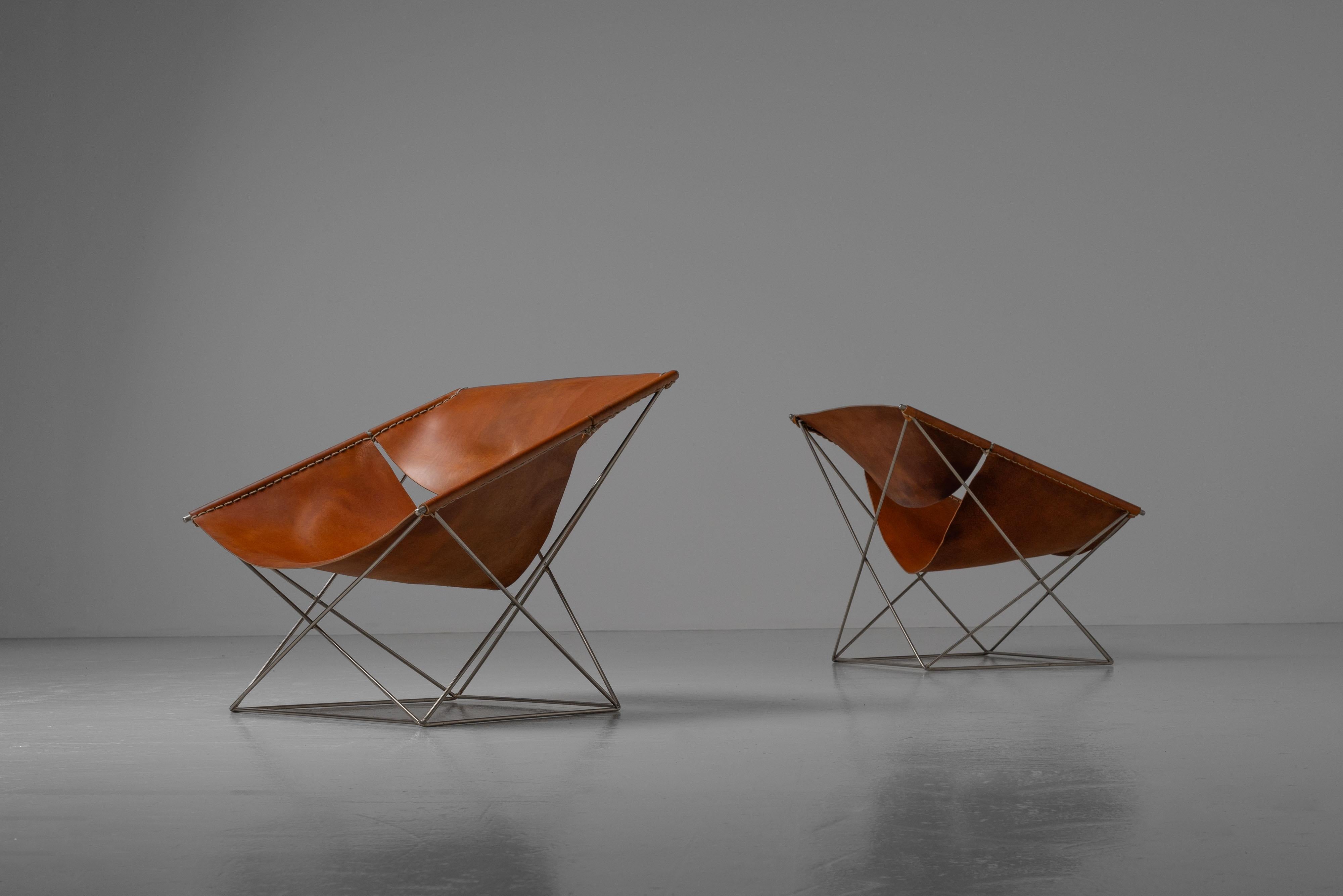 Pierre Paulin F675 Butterfly chairs Artifort Netherlands 1963 For Sale 1
