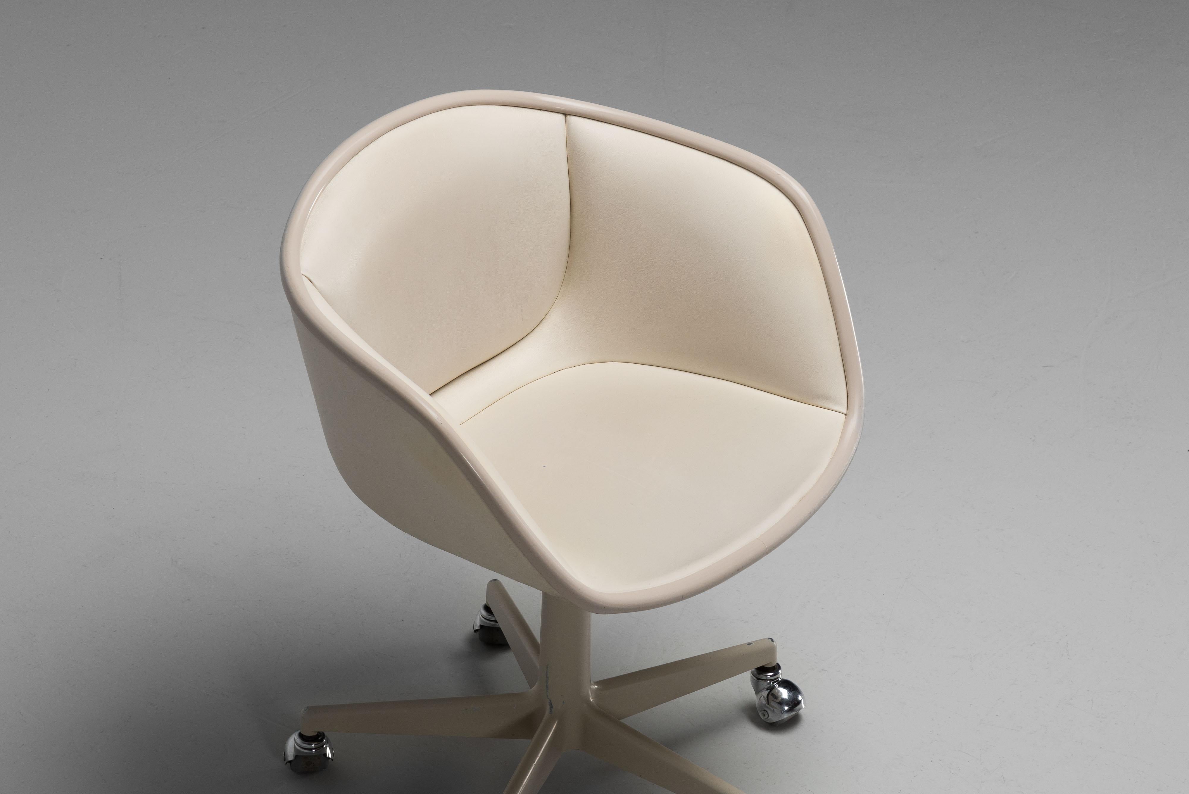 Mid-20th Century Pierre Paulin F7852 desk chair by Artifort 1968 For Sale