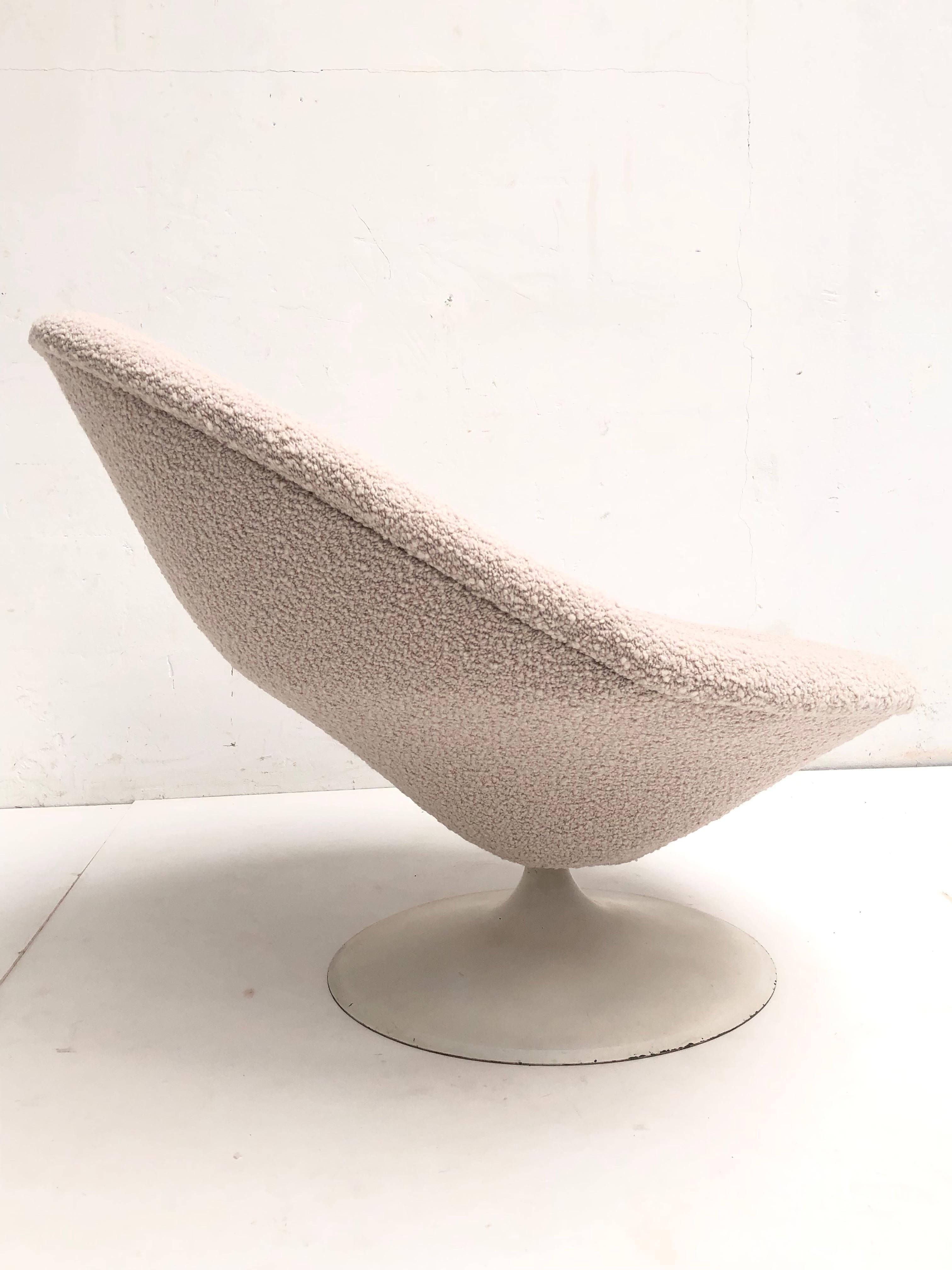 Mid-Century Modern Pierre Paulin First Edition Globe Chair F584 Artifort 1960 with New Wool Boucle
