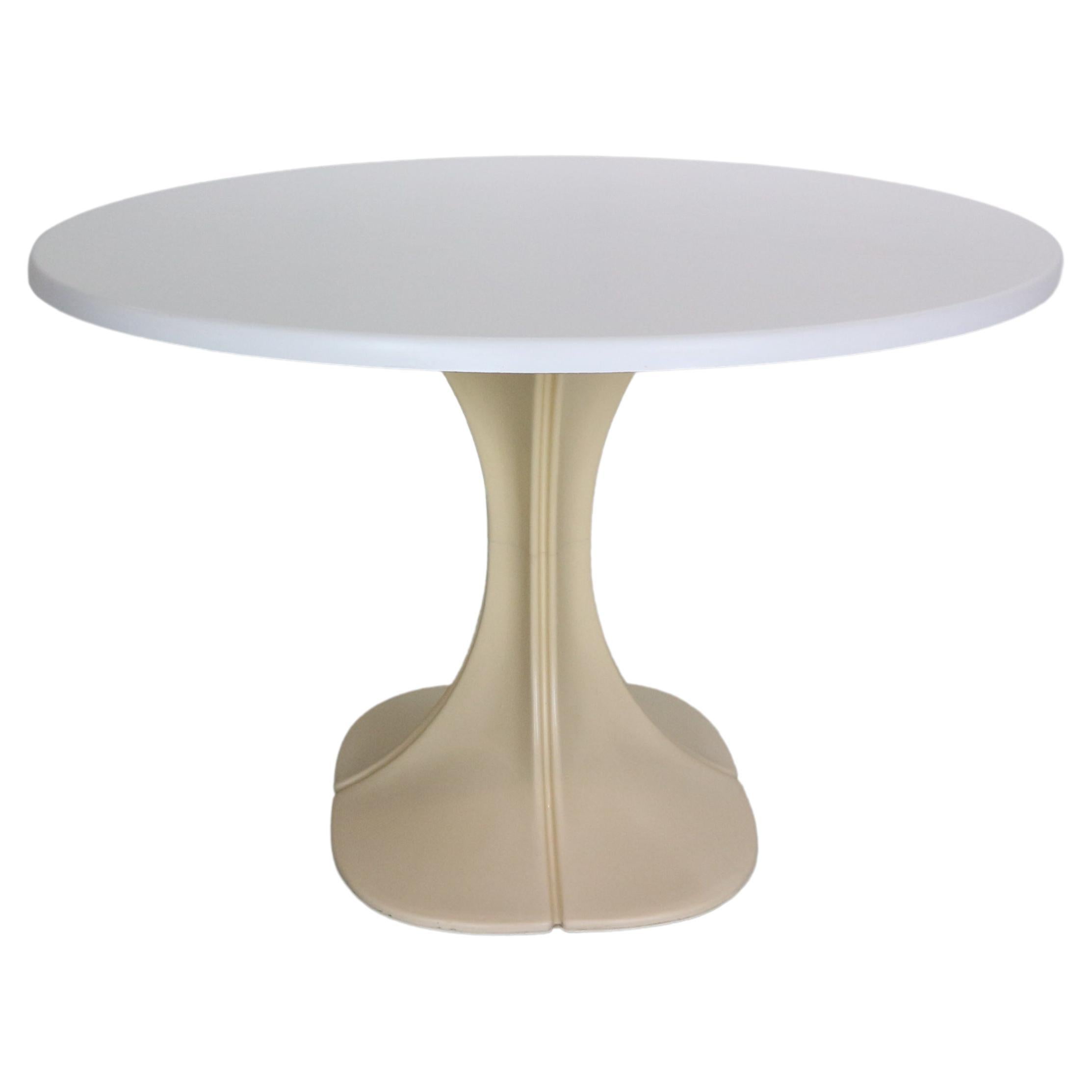 Pierre Paulin Flower Shape 8810 Round Dinning Table for Boro Belgium, 1975