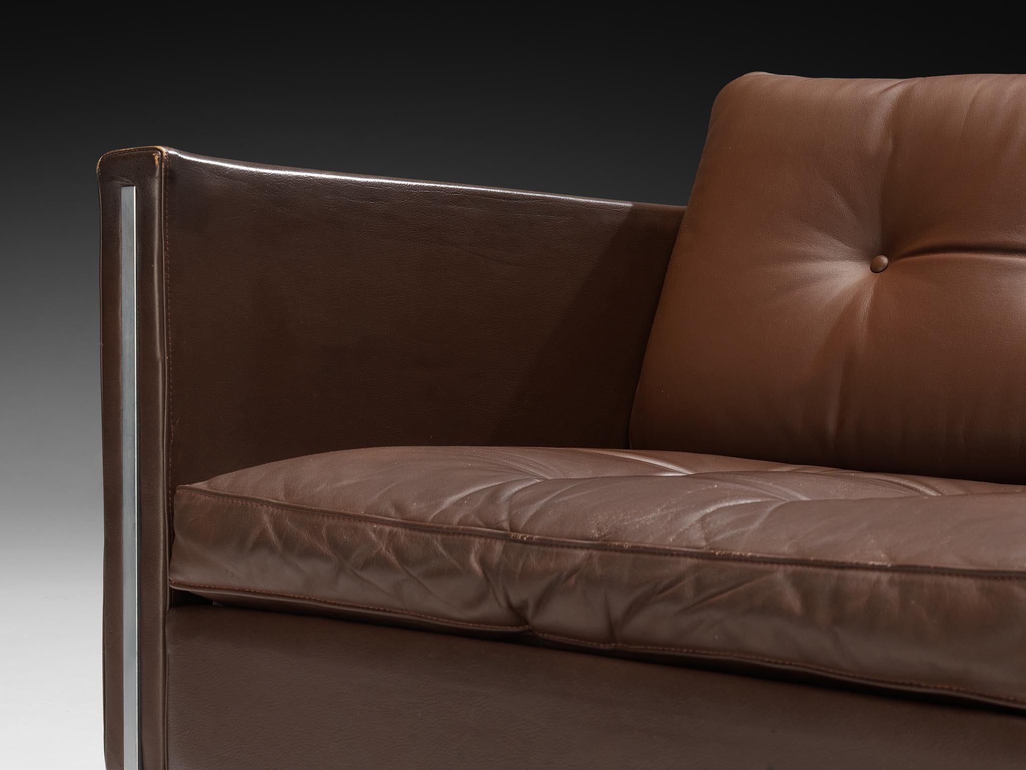 Mid-Century Modern Pierre Paulin pour Artifort Fauteuil modèle '442' en cuir Brown en vente