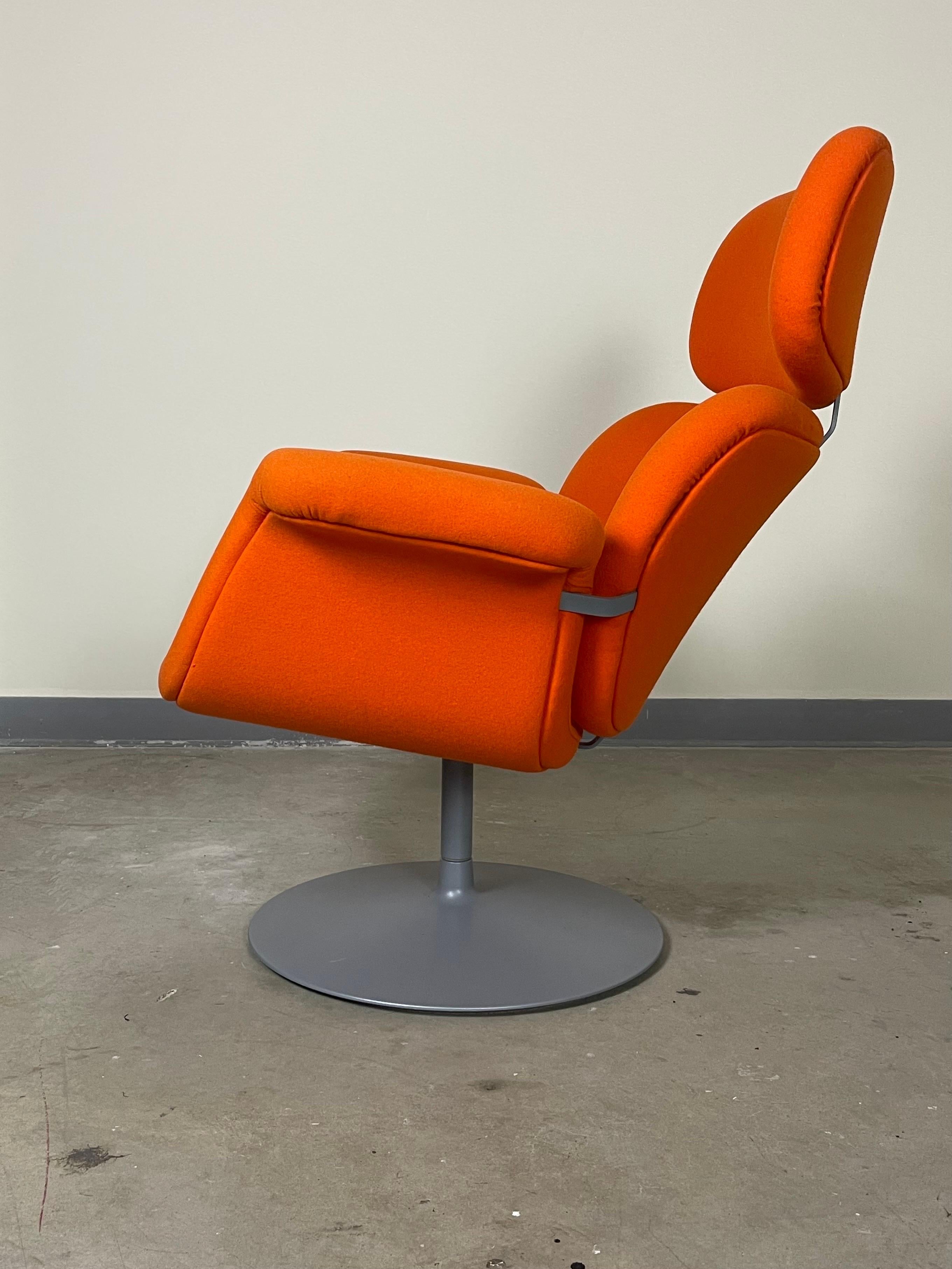 Pierre Paulin for Artifort “Big Tulip” chair in original bright orange wool. This piece is a newer production- this chair was originally designed in 1965 by Paulin and produced by Artifort in Holland. Wool upholstery has some minor imperfections