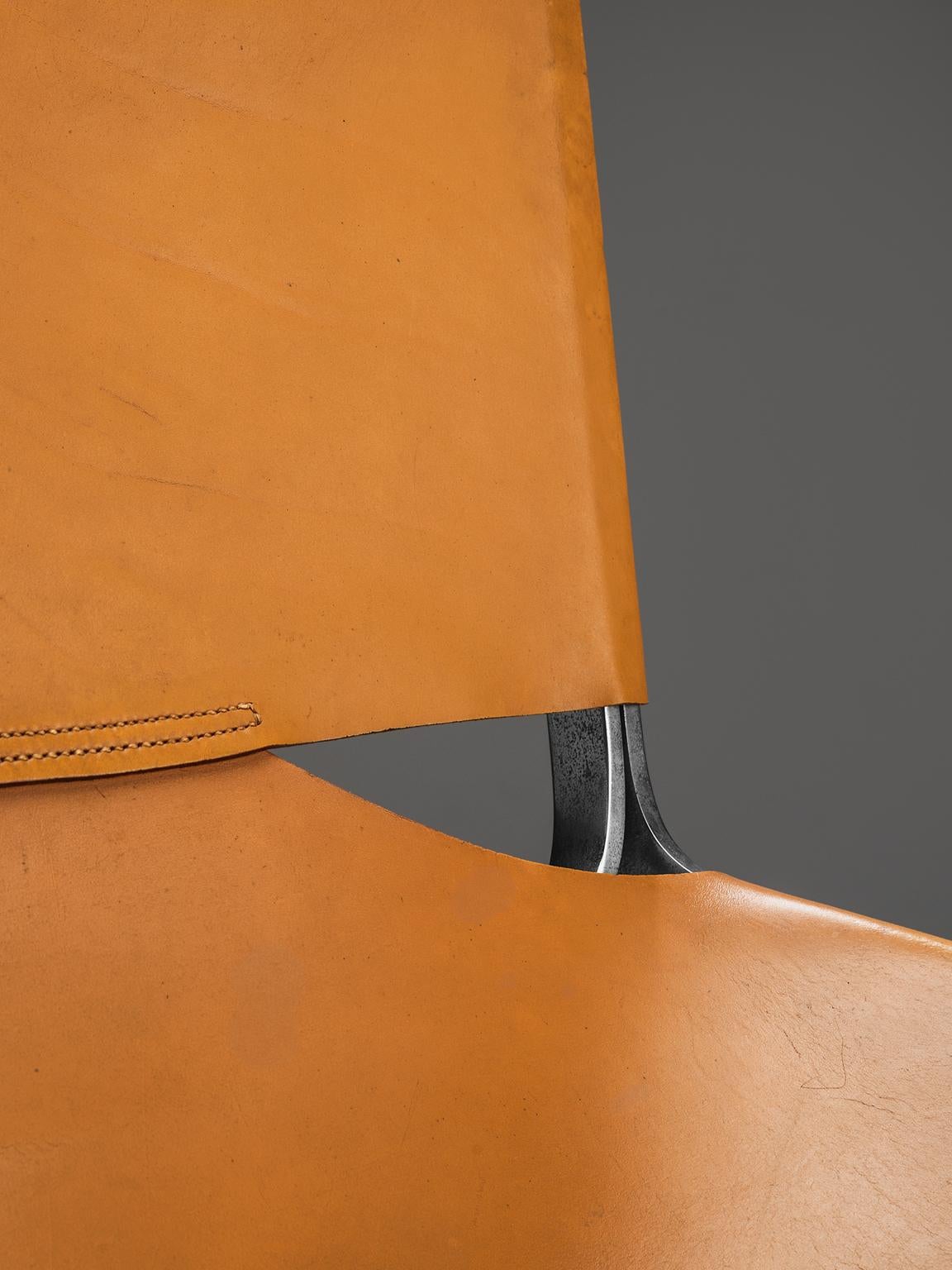 Pierre Paulin for Artifort F-444 Easy Chair in Cognac Leather 1