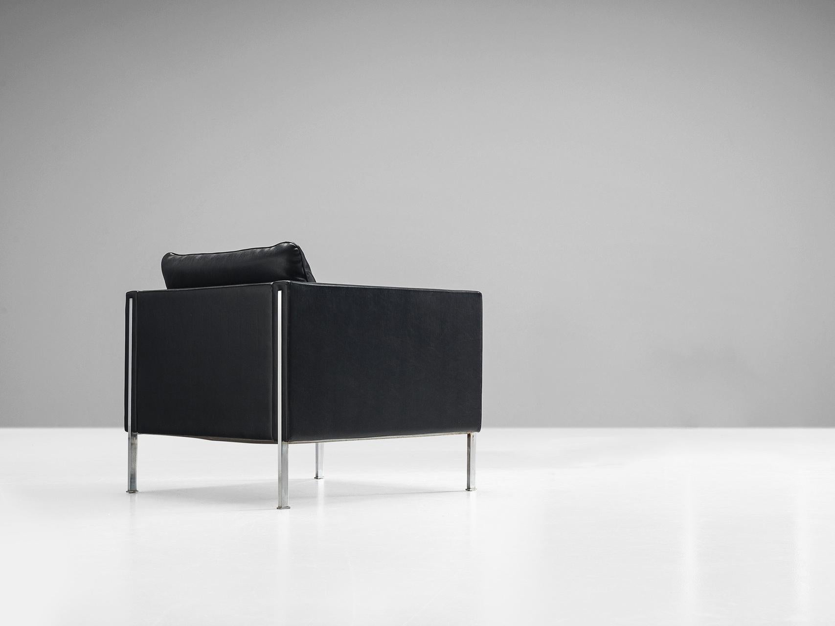 Milieu du XXe siècle Pierre Paulin pour Artifort Chaise longue en cuir noir  en vente
