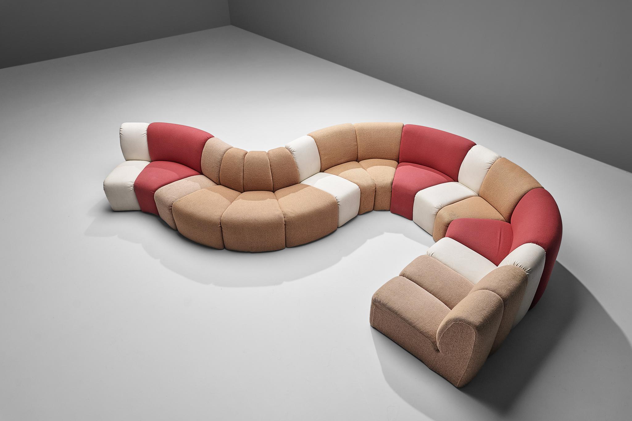Pierre Paulin für Artifort, großes 16-teiliges Sektionssofa 'Mississippi', Belgien, 1978

Der französische Designer Pierre Paulin entwarf 1978 das 