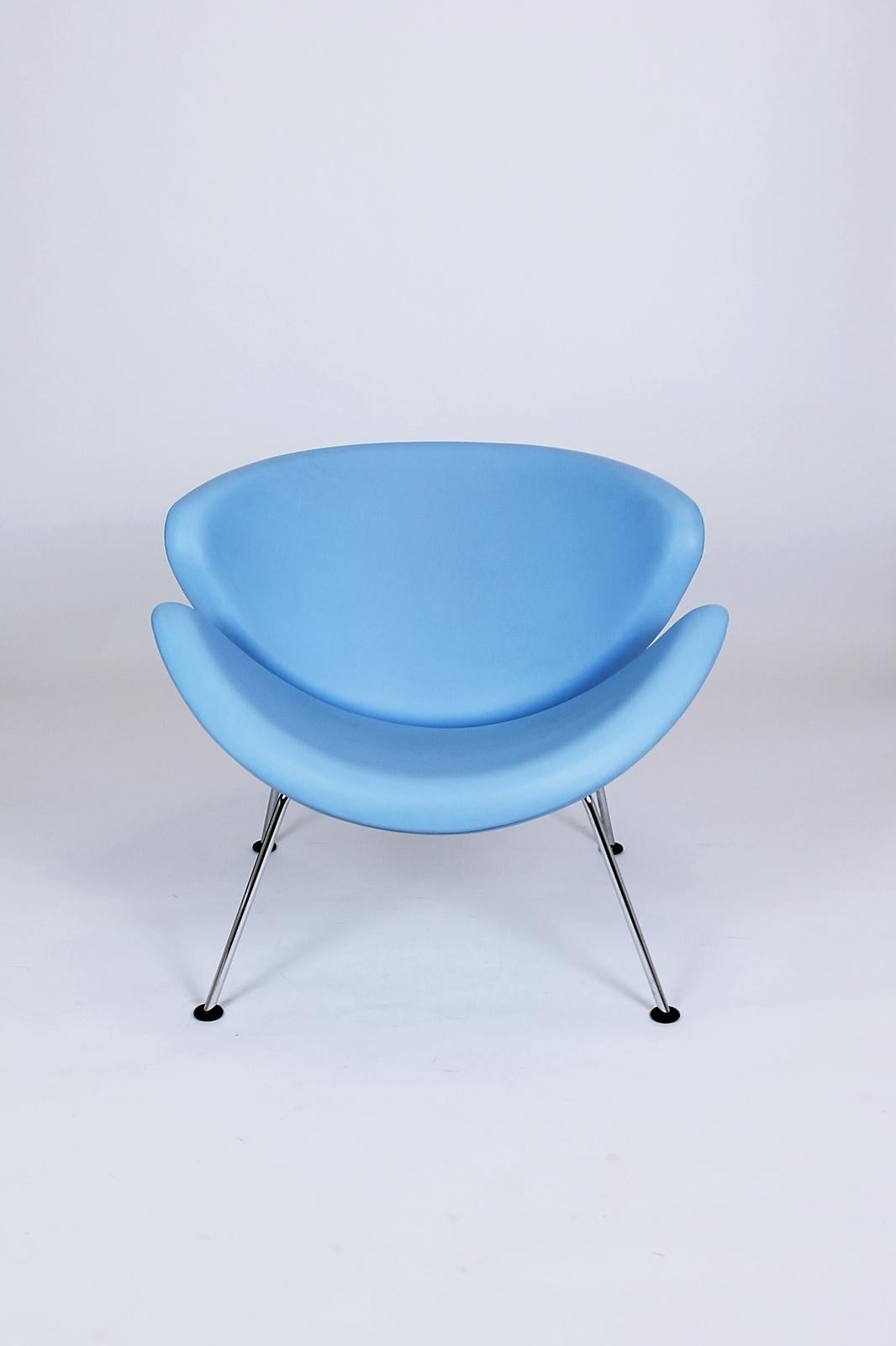 Pierre Paulin for Artifort Original Baby Blue Leather Orange Slice Chair 1