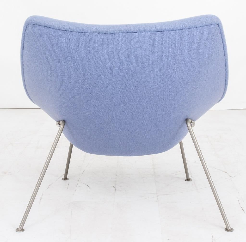 Pierre Paulin for Artifort Oyster Chair In Good Condition In New York, NY