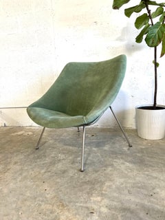 Pierre Paulin for Artifort Oyster Chair Mid Century
