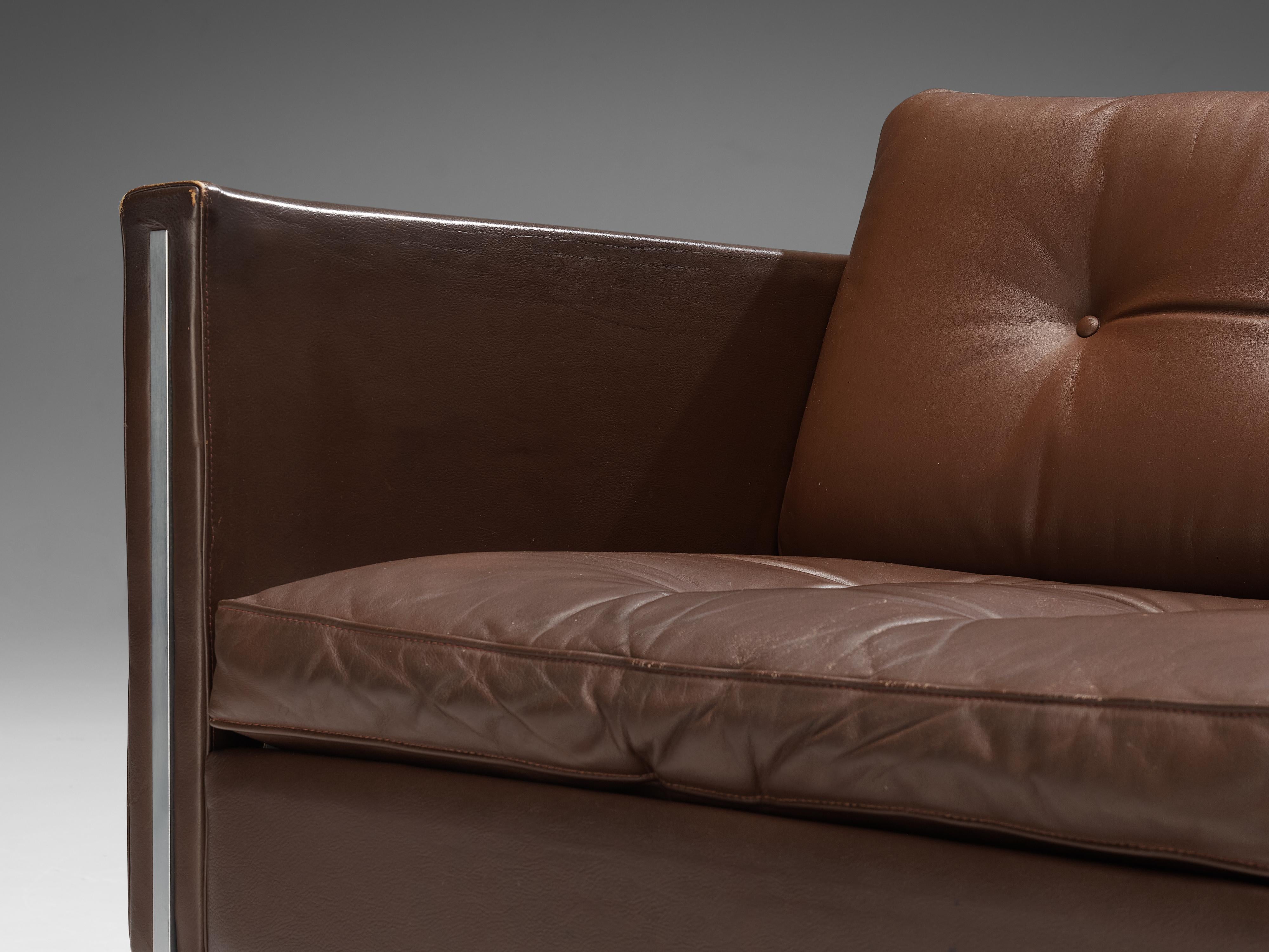 Pierre Paulin für Artifort Sesselpaar Modell '442' aus braunem Leder (Moderne der Mitte des Jahrhunderts) im Angebot