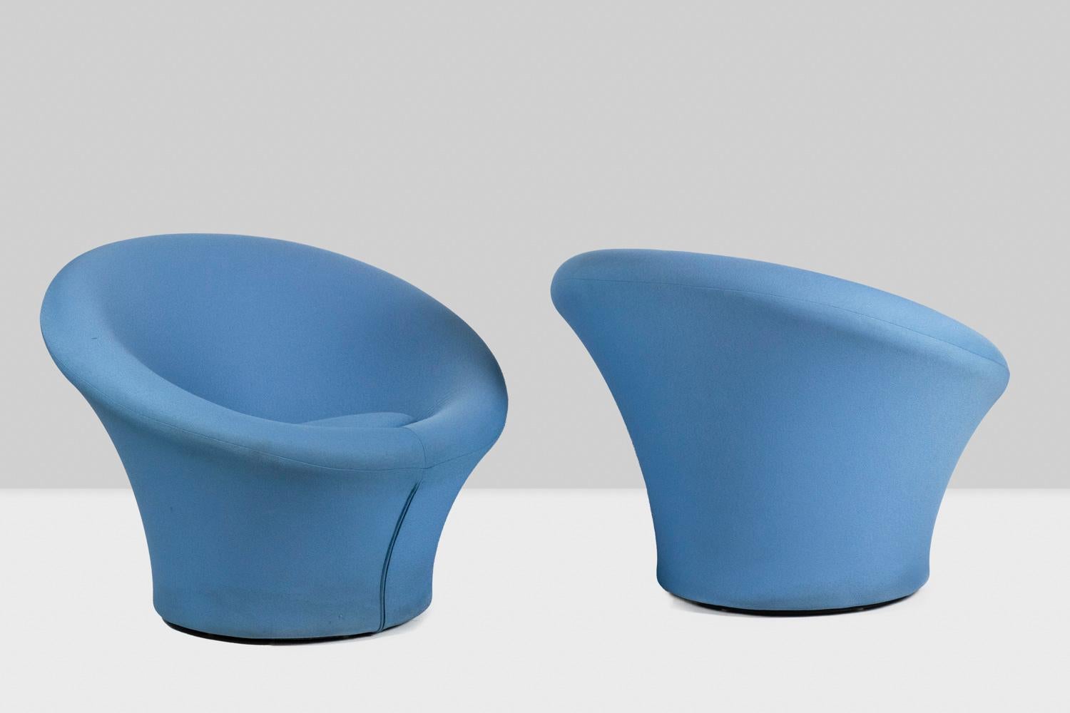Molded Pierre Paulin for Artifort, Pair of “Mushroom” armchairs, 1970s For Sale