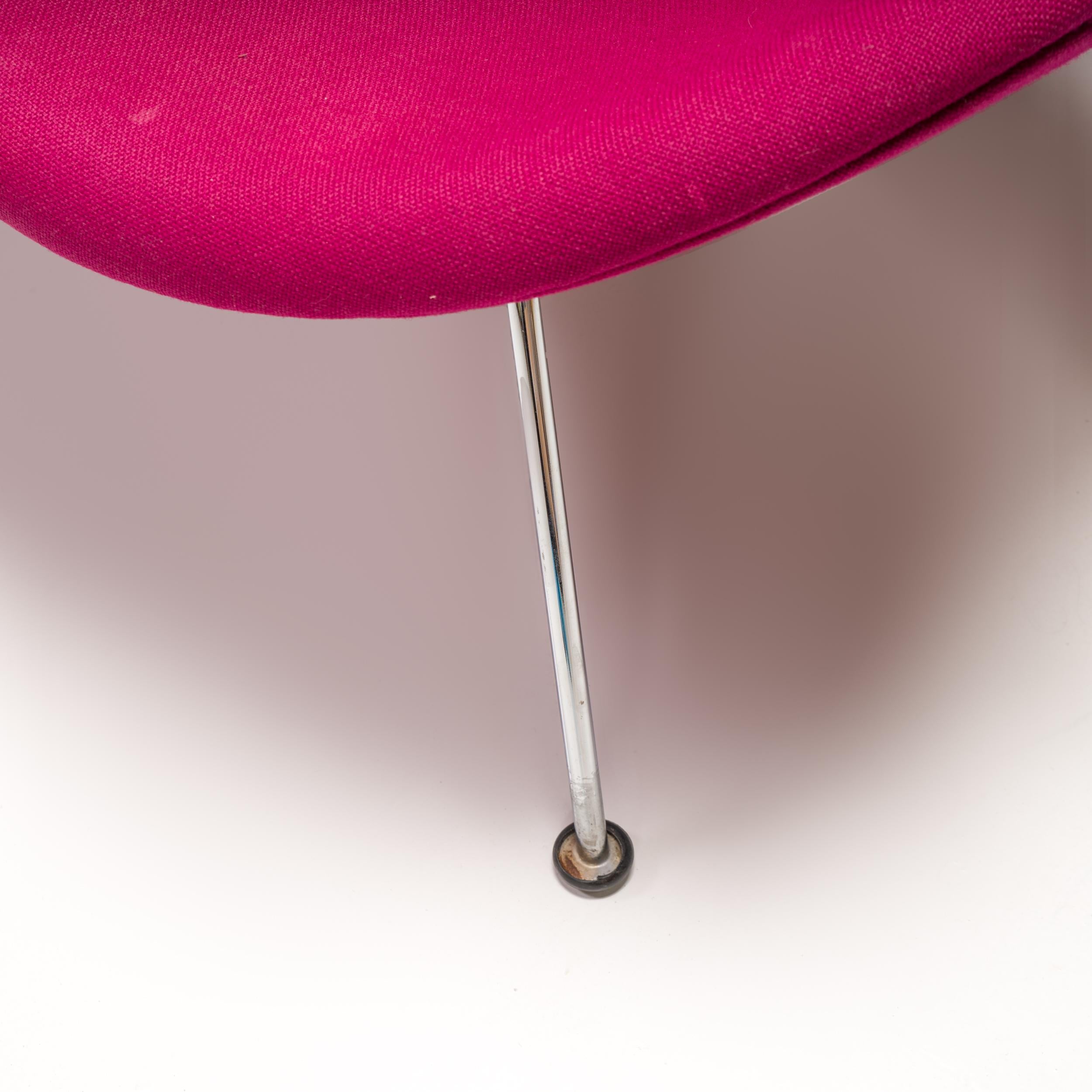 Pierre Paulin für Artifort Rosa-orangefarbener Sessel mit Scheiben im Angebot 4