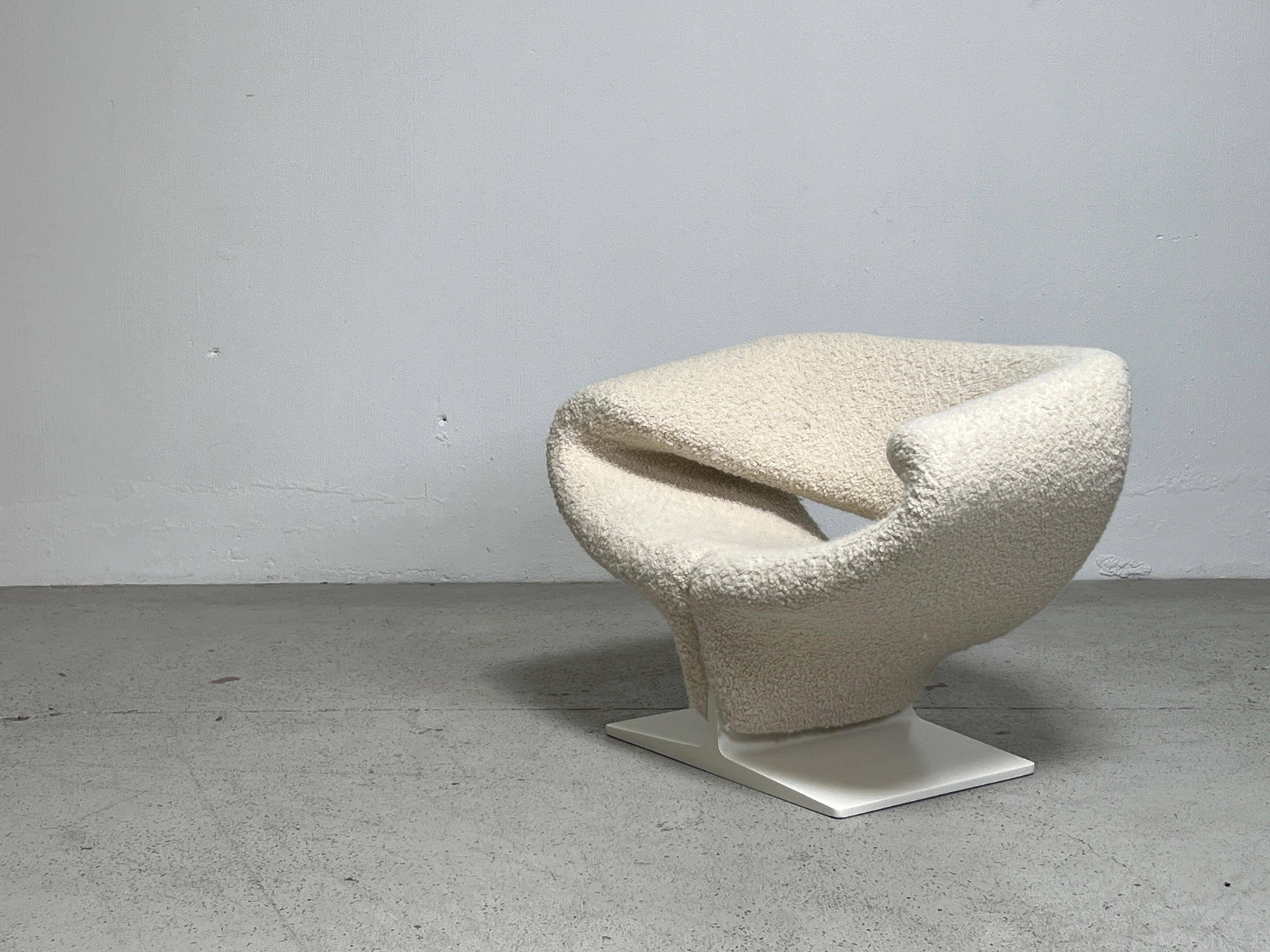 Pierre Paulin for Artifort Ribbon Chair 8
