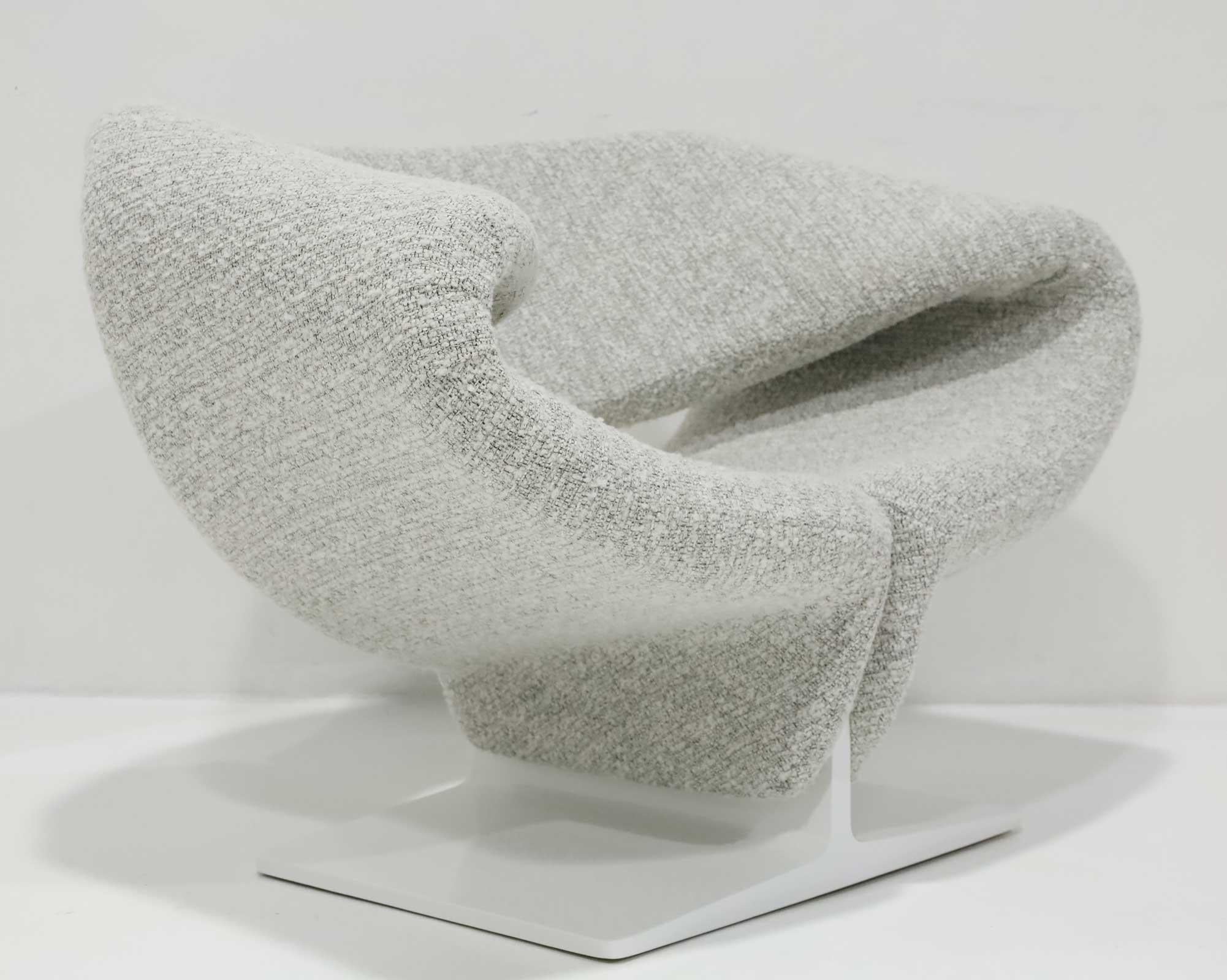 Néerlandais La chaise ruban Pierre Paulin pour Artifort est Pierre Frey Boucle'