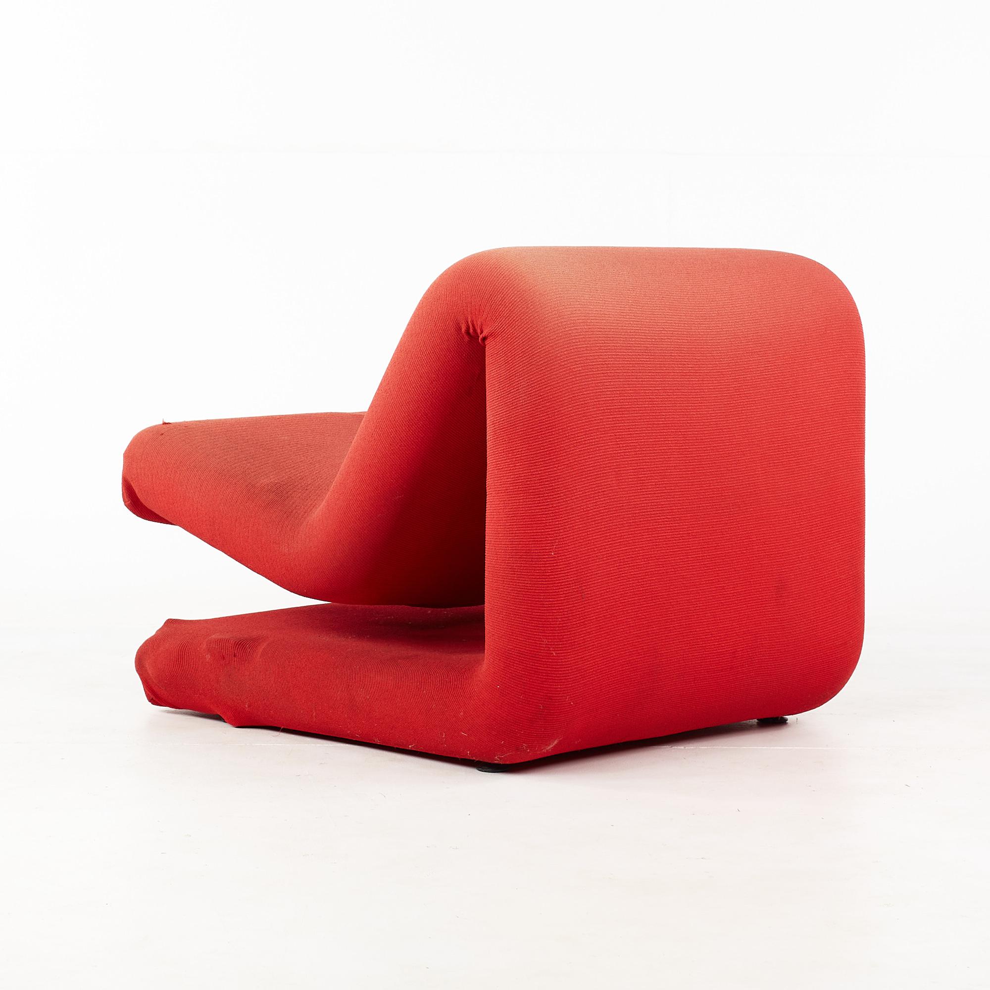 Late 20th Century Artifort Style Mid Century French Chair For Sale