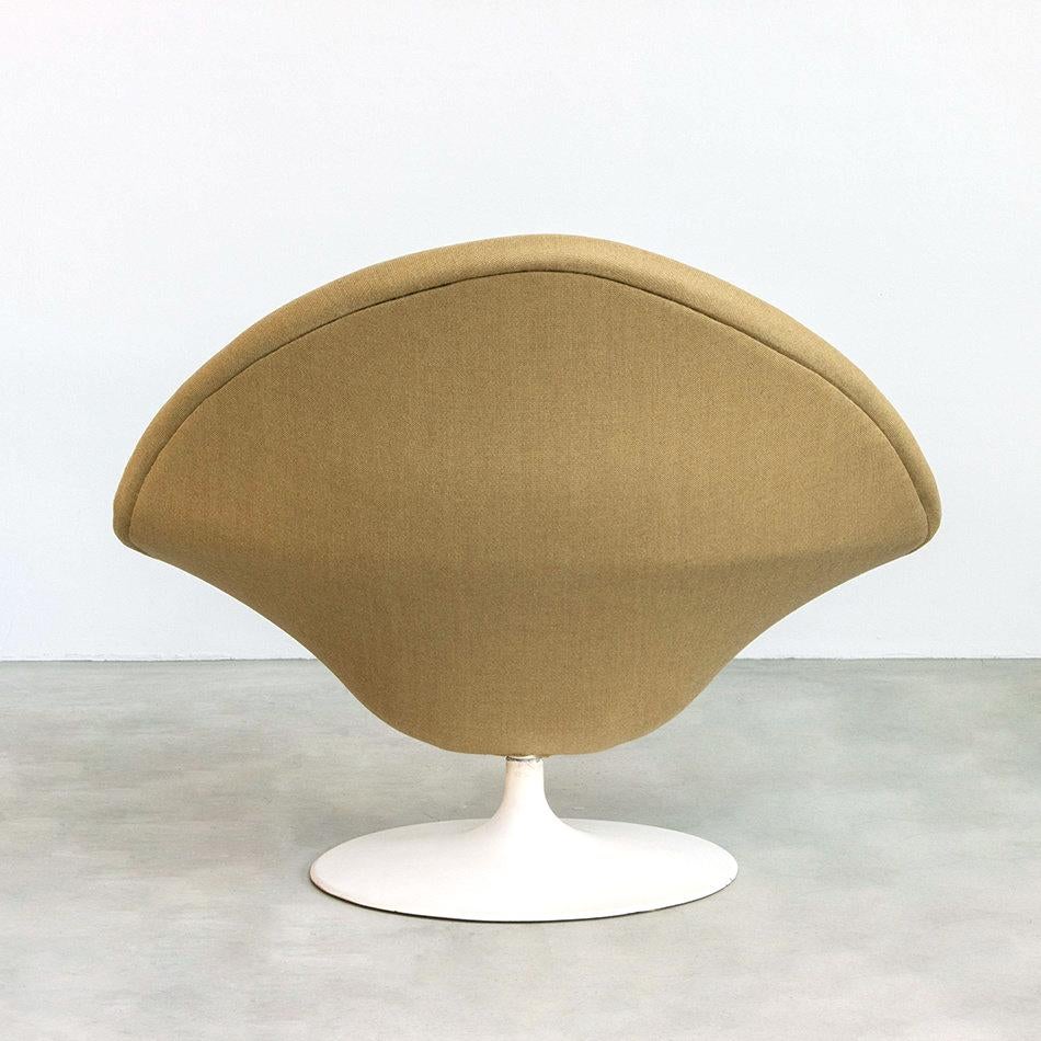 Pierre Paulin Globe Lounge Chair in Khaki Wool for Artifort, Netherlands In Good Condition In Amsterdam, NL