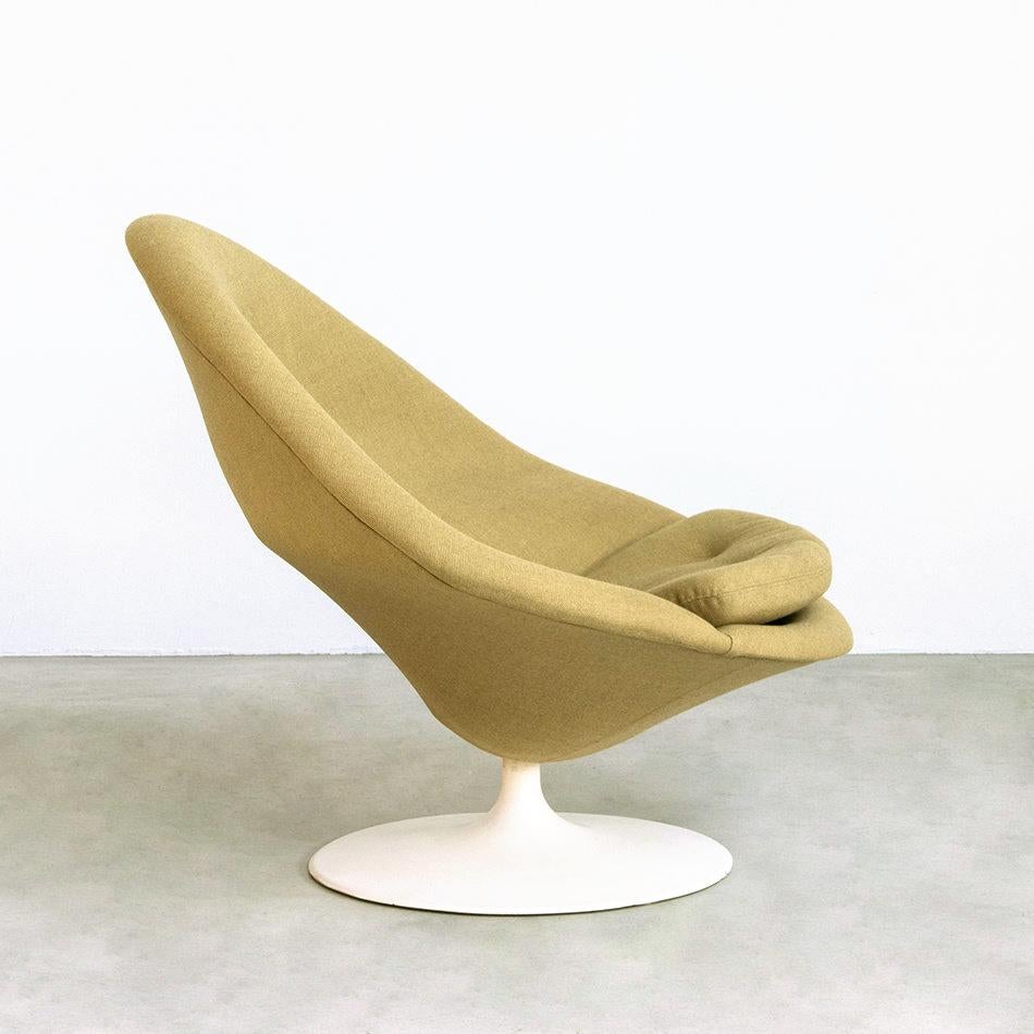 Mid-20th Century Pierre Paulin Globe Lounge Chair in Khaki Wool for Artifort, Netherlands