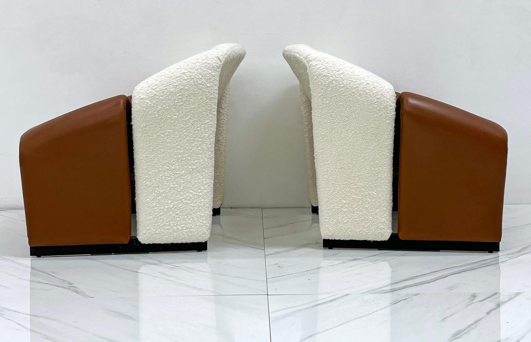 1st Edition Pierre Paulin Groovy Chairs, Artifort F580, Ivory Boucle and Leather 1