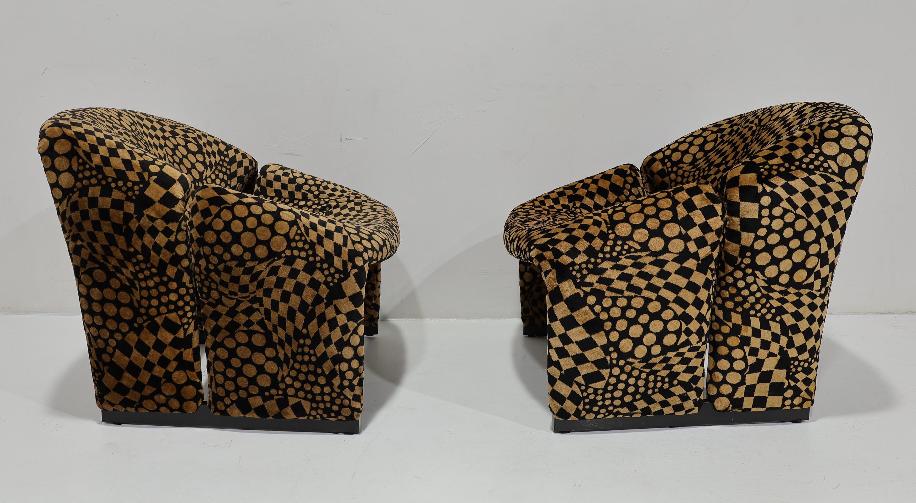 Pierre Paulin Chaises Groovy en velours Jack Lenor Larsen en vente 3