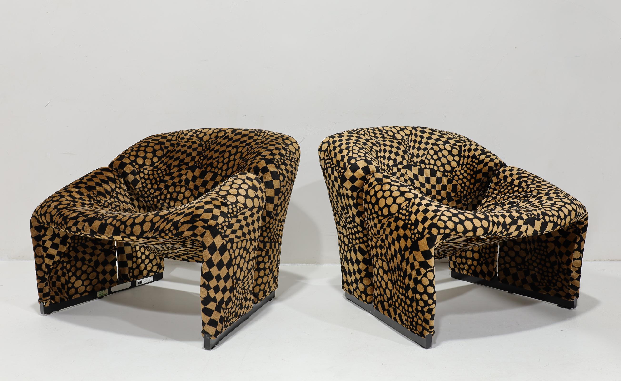 Mid-Century Modern Pierre Paulin Chaises Groovy en velours Jack Lenor Larsen en vente