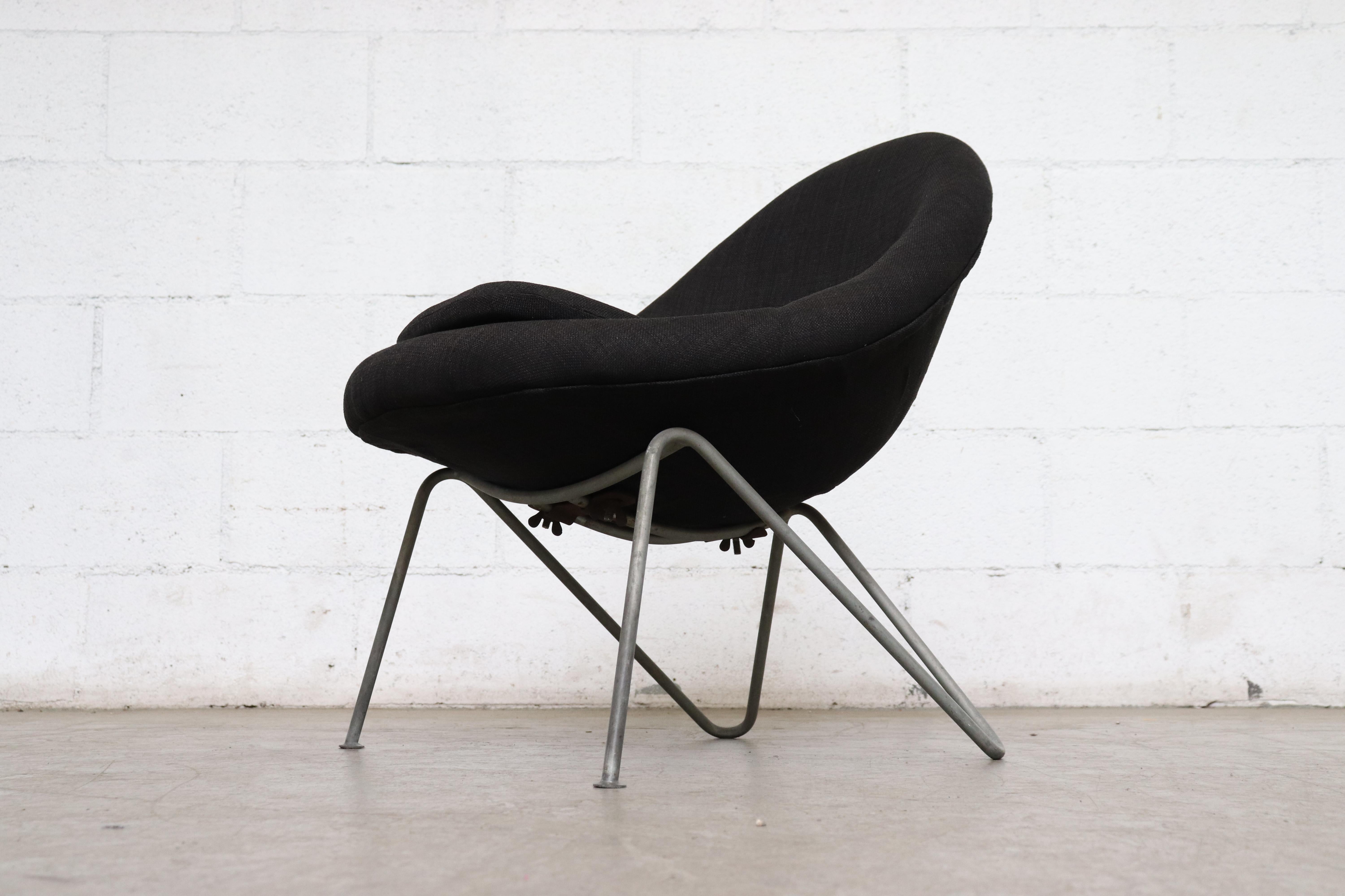 Dutch Pierre Paulin Inspired Small Black Mid-Century Bucket Chair w/ Gray Hairpin Legs For Sale
