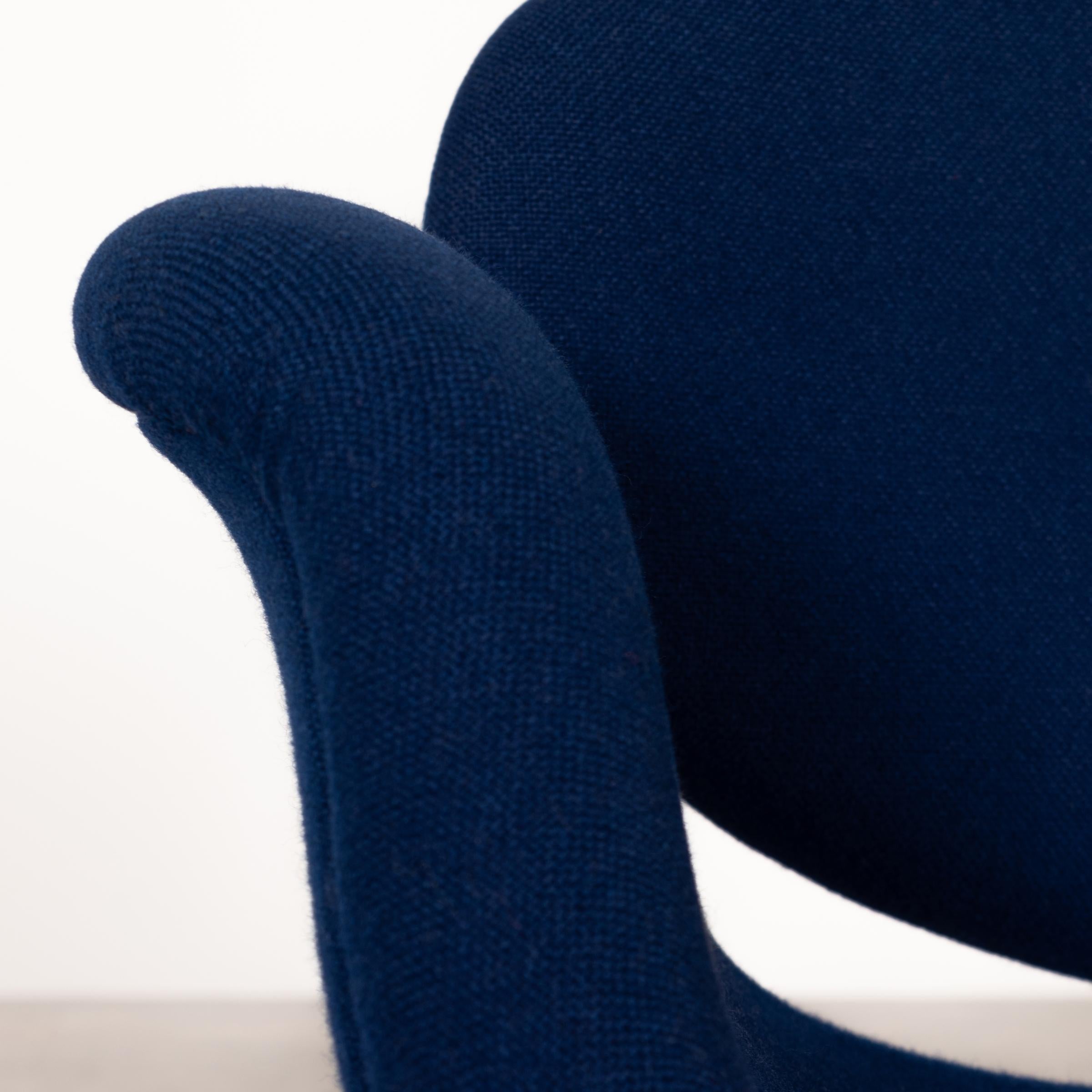 Dutch Pierre Paulin Little Tulip Dining Chair in Blue Fabric for Artifort, Netherlands