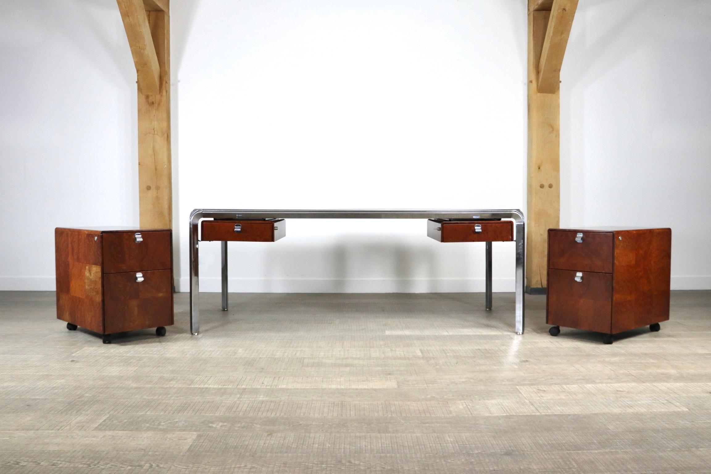 Breathtaking directors desk with matching cabinets model 250 by esteemed French designer Pierre Paulin, manufactured by Dassas, France, circa. 1975. While you rarely come across this model desk, the matching cabinets are even harder to find, which