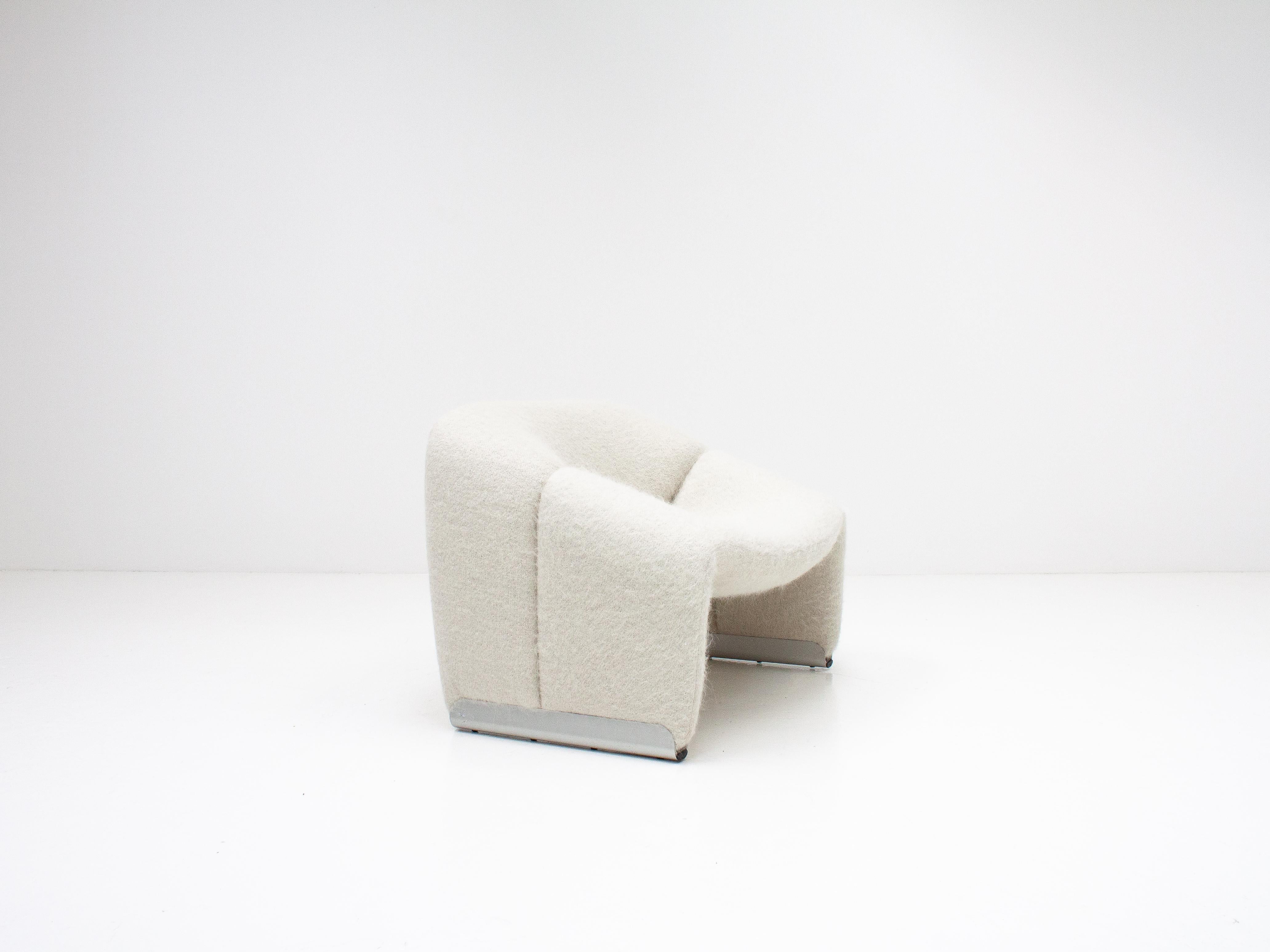 Pierre Paulin Model F598 Groovy Lounge Chair in Pierre Frey, Artifort, 1970s 3