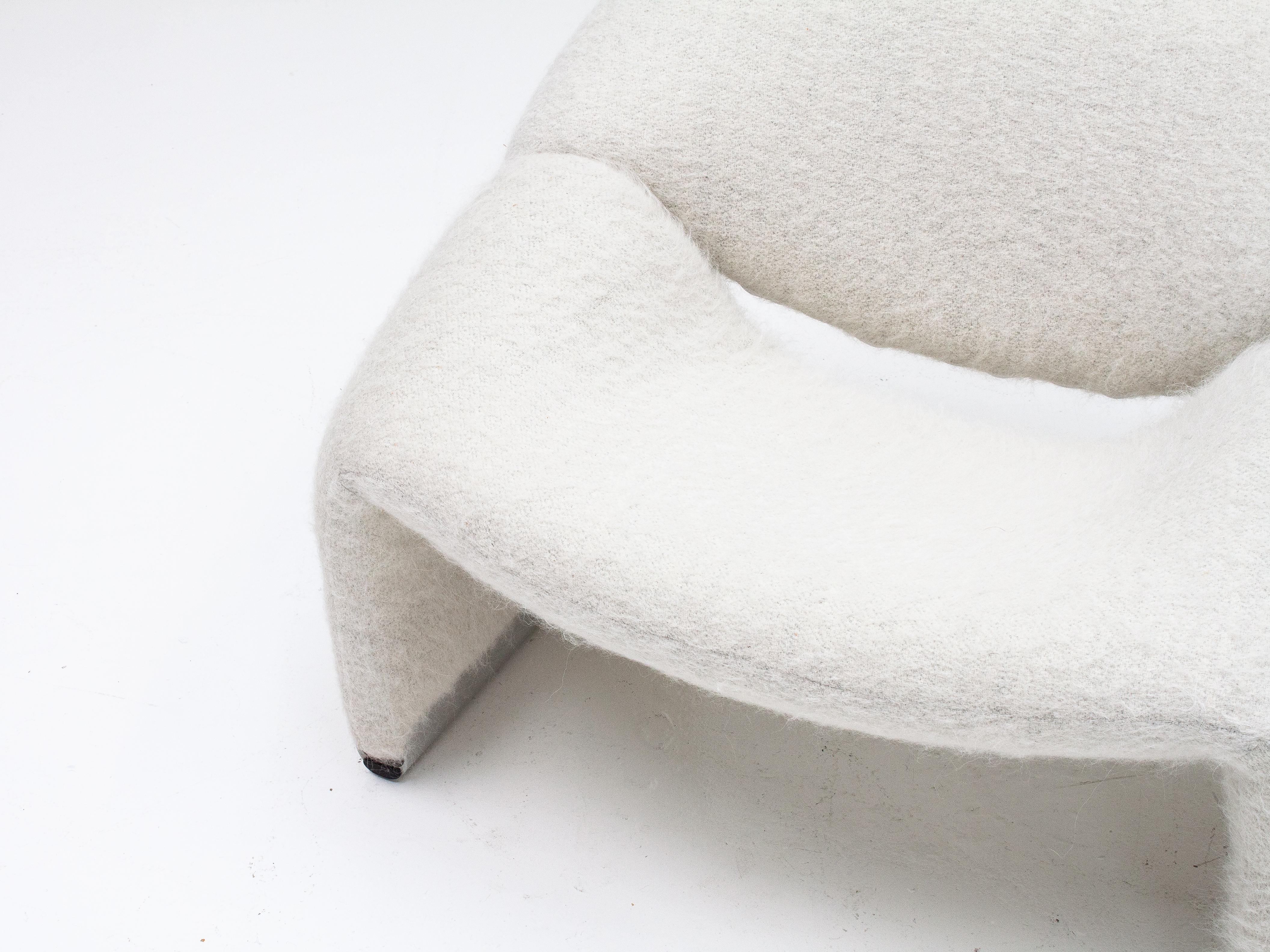 Pierre Paulin Model F598 Groovy Lounge Chair in Pierre Frey, Artifort, 1970s 7