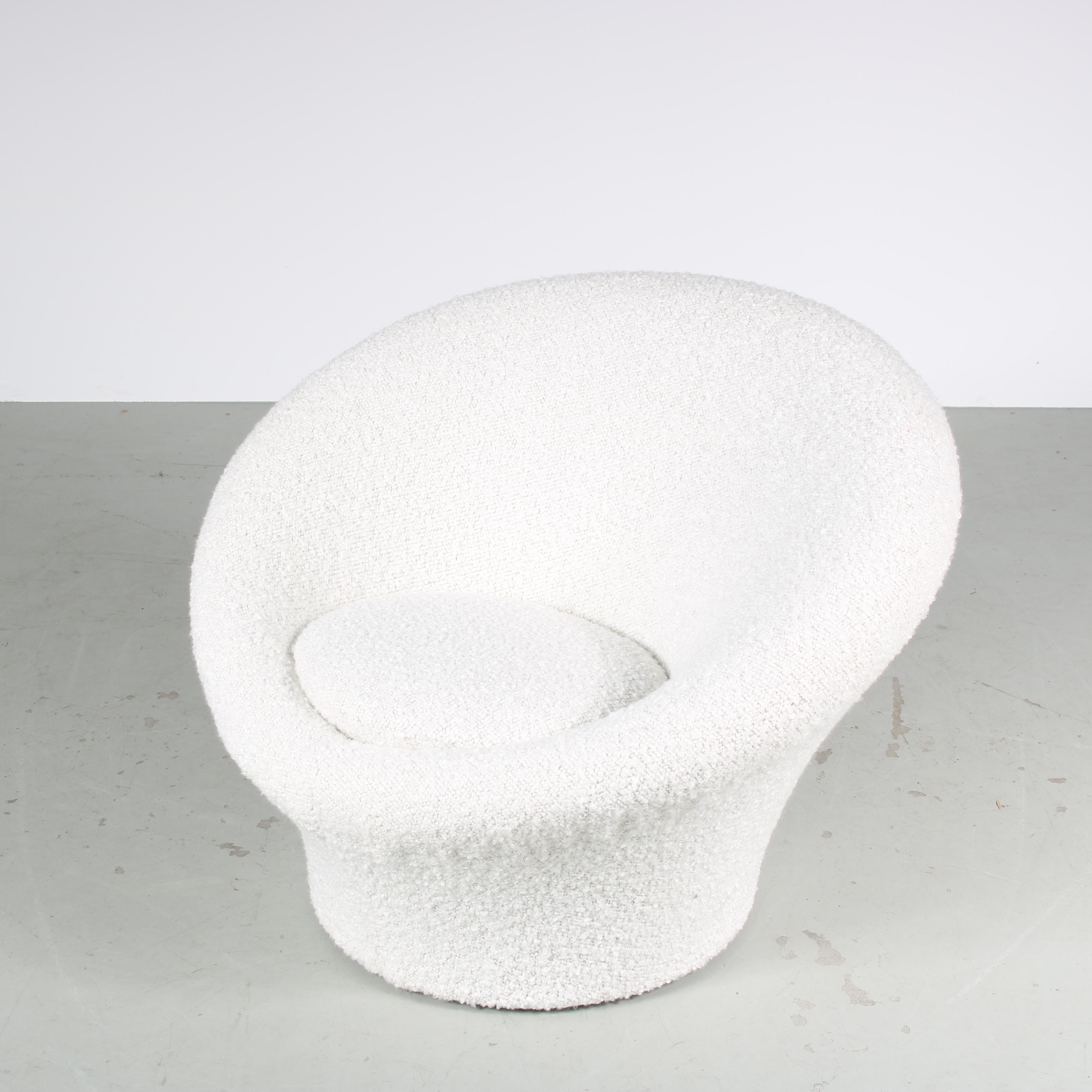 Pierre Paulin “Mushroom” Chair with Stool for Artifort, Netherlands 1960 For Sale 1