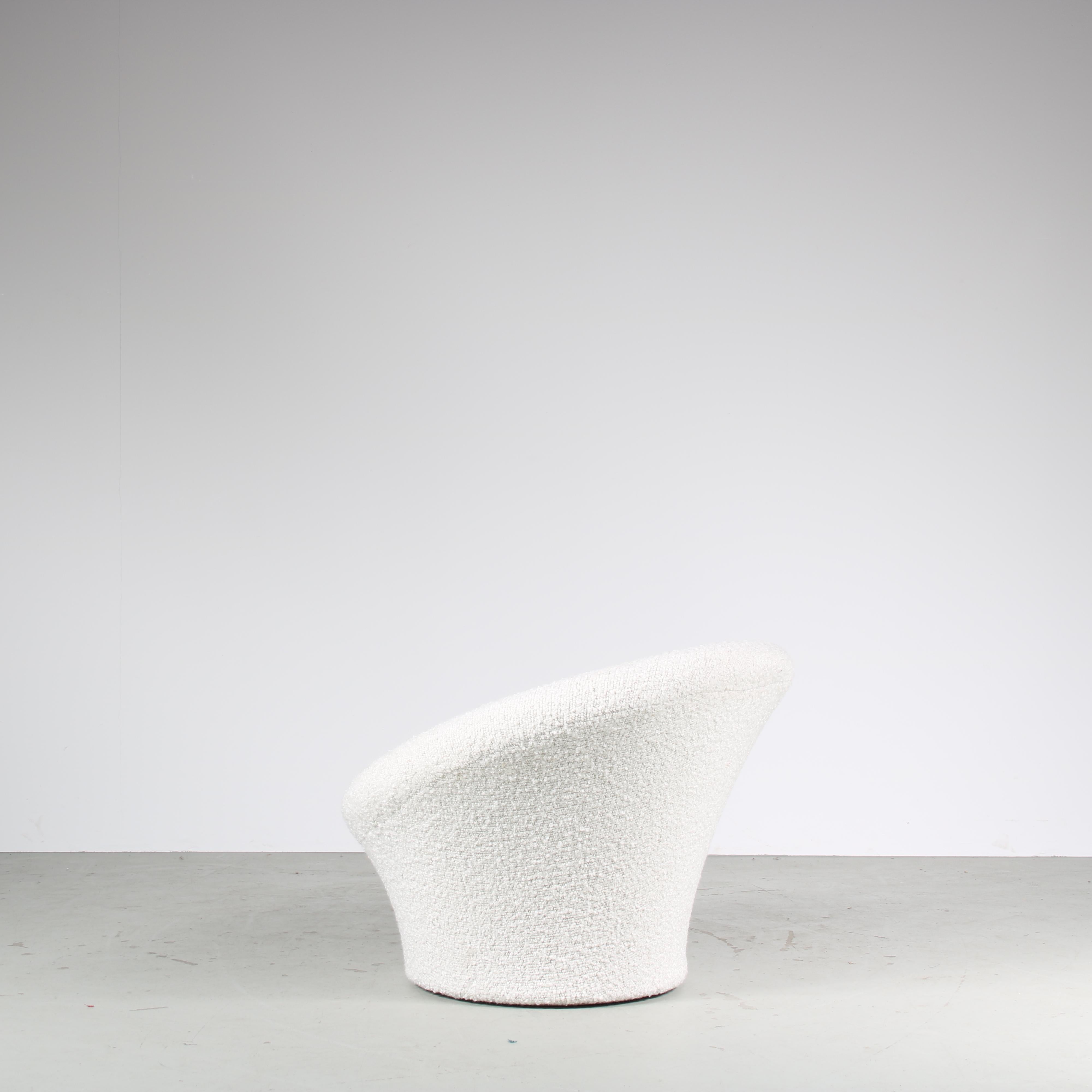 Pierre Paulin “Mushroom” Chair with Stool for Artifort, Netherlands 1960 For Sale 3