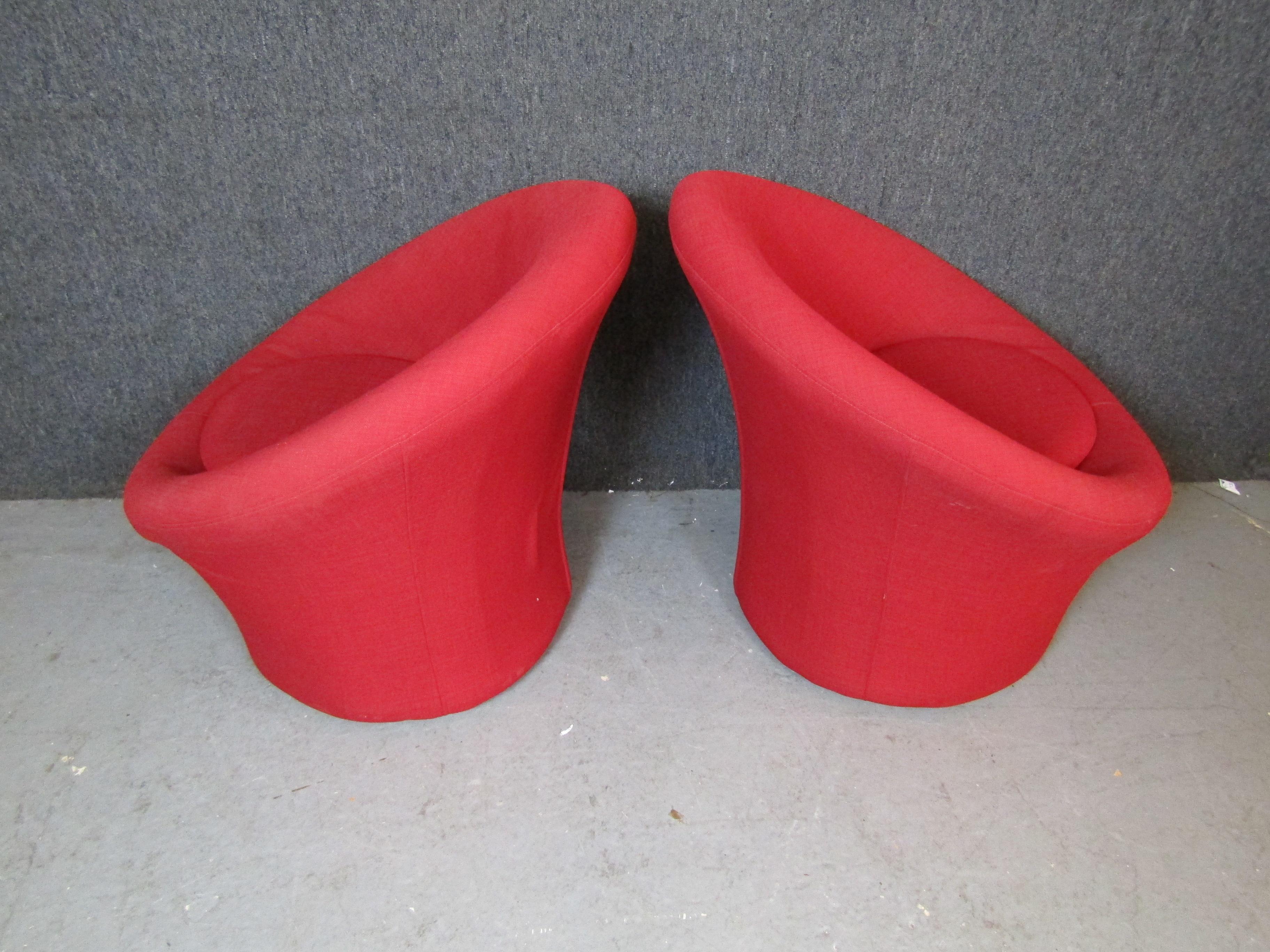 Pierre Paulin 'Mushroom' Chairs In Good Condition In Brooklyn, NY