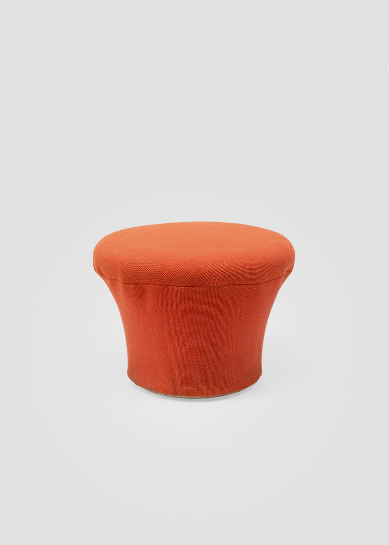 Pierre Paulin Mushroom Pouffe In Distressed Condition For Sale In Los Angeles, CA
